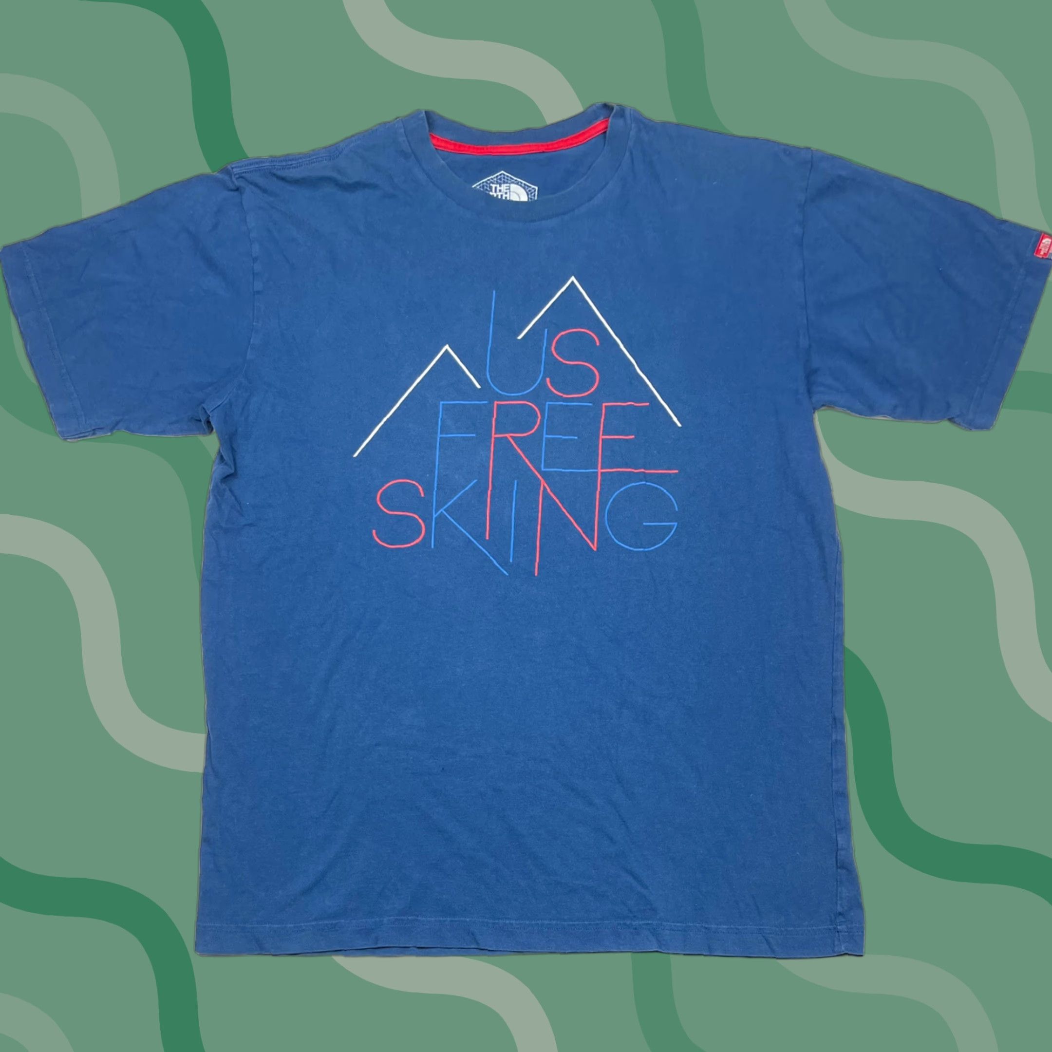 The North Face The North Face Mens T-Shirt Short Sleeve Crew Neck Blue Logo USA Flag Sz M Regular All Seasons Outdoor Size US M / EU 48-50 / 2 - 1 Thumbnail
