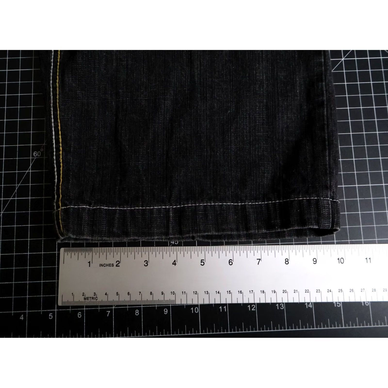 Vintage VINTAGE Evolution in Design Jeans Men 38x32 Baggy Fit 90s Hip Hop Black Yellow VTG Y2K 42/34 Tag Size US 38 / EU 54 - 7 Thumbnail