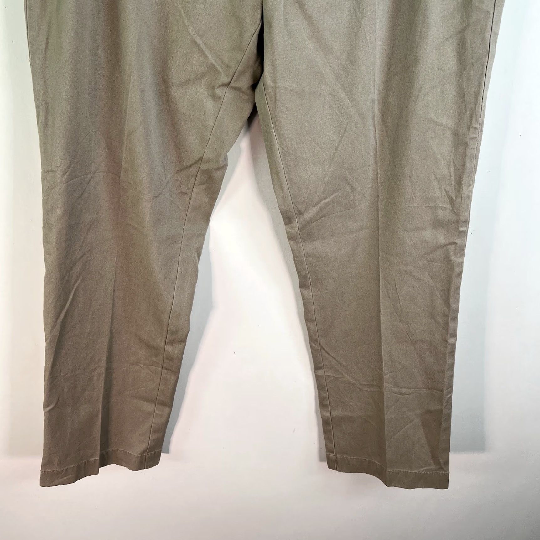 Vineyard Vines VINTAGE Vineyard Vines Men's Pants Casual Chino Straight Leg Size 32 Beige Cotton Spandex Size US 32 / EU 48 - 4 Thumbnail