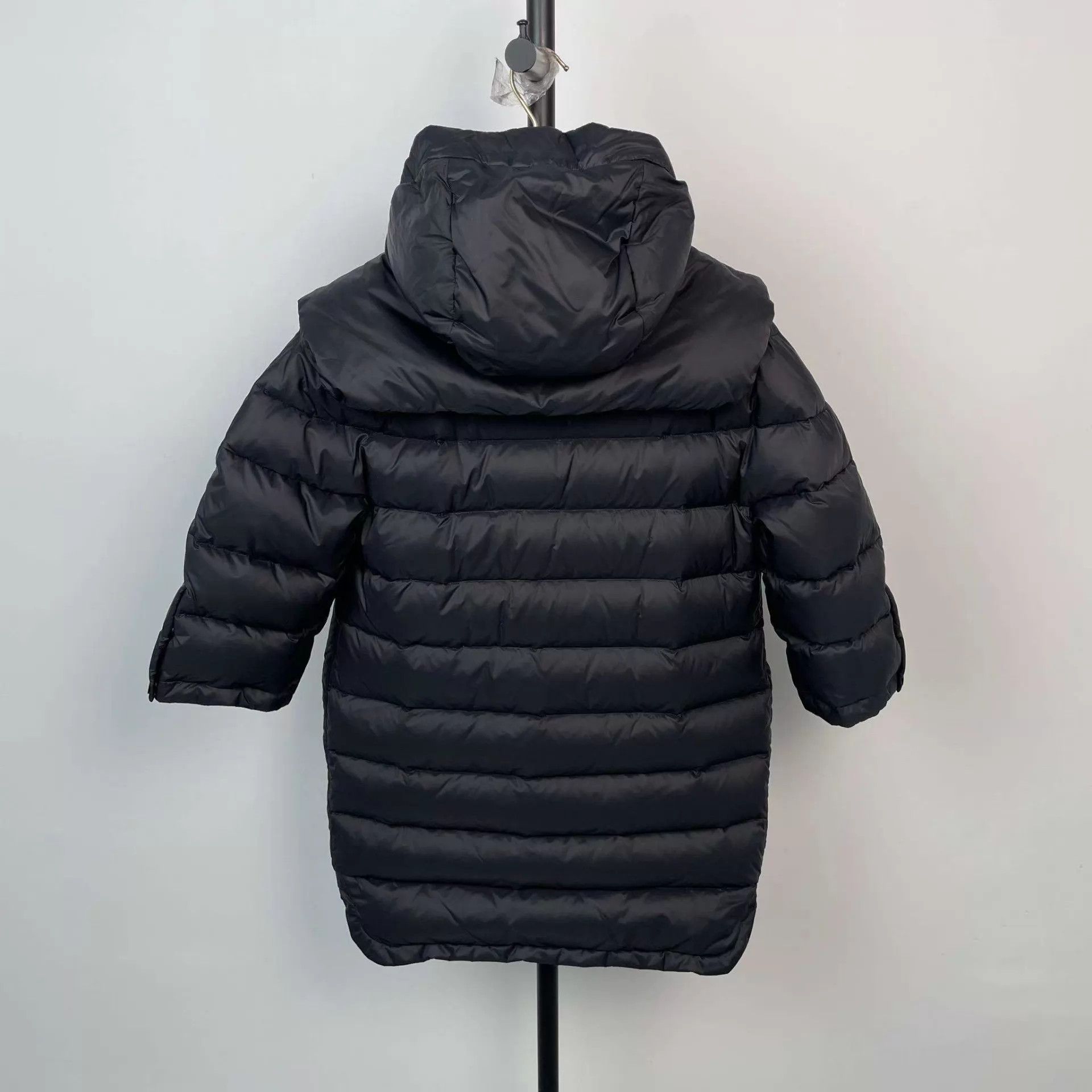 Chanel Chanel black poly waist cinch puffer jacket 34 Size XS / US 0-2 / IT 36-38 - 2 Thumbnail