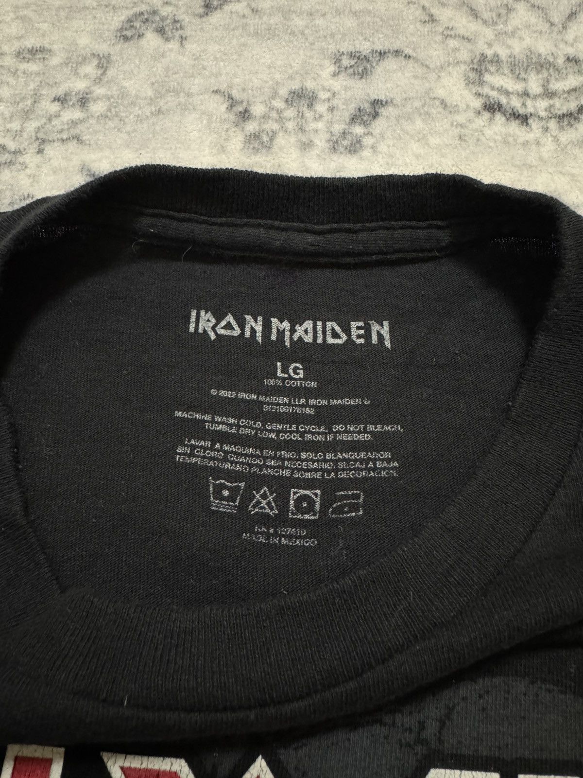 Band Tees 2022 IRON MAIDEN THE NUMBER OF THE BEAST CONCERST TOUR RETRO Size US L / EU 52-54 / 3 - 7 Thumbnail