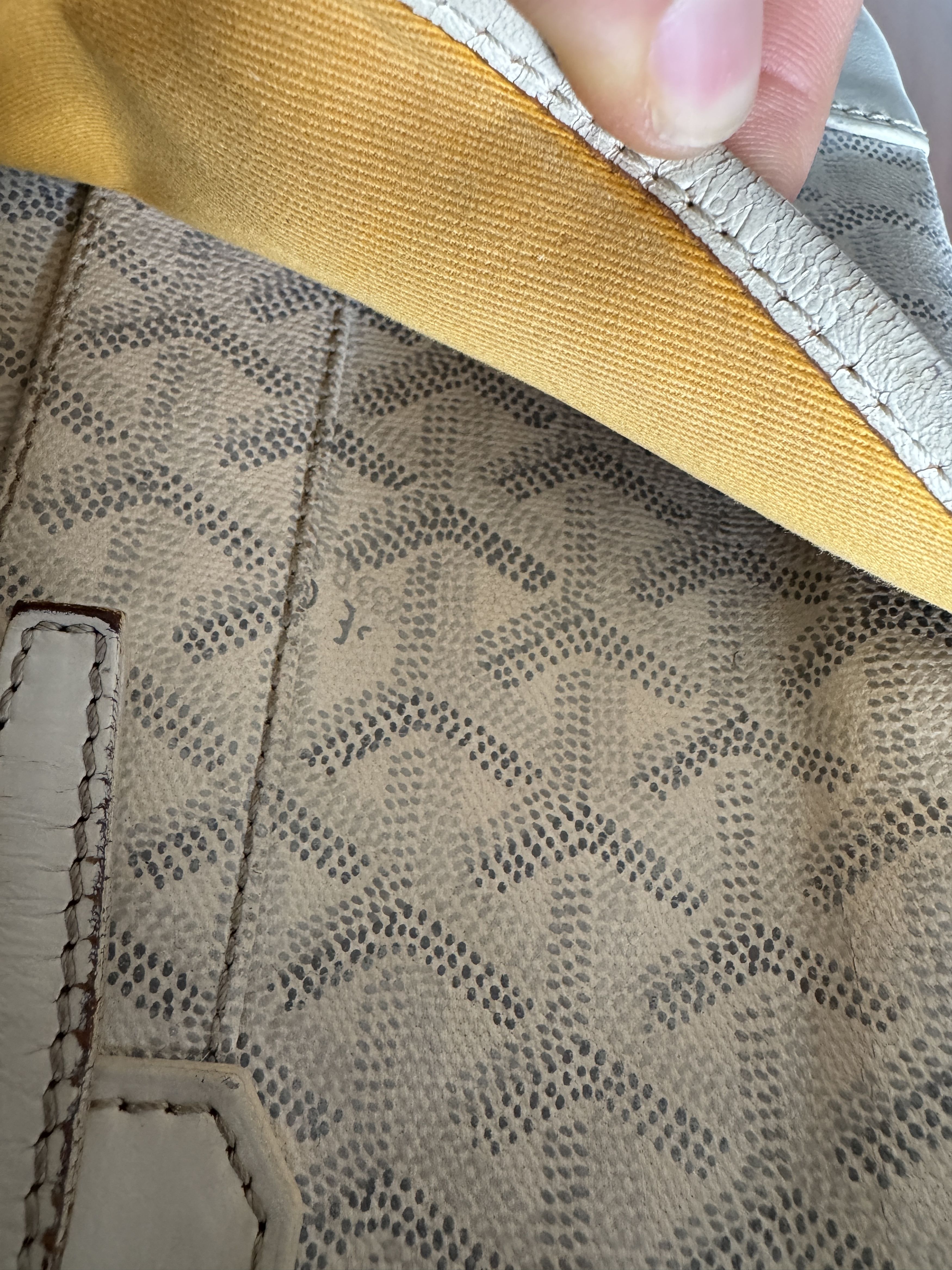 Goyard Ambassade PM Business Bag – White Size ONE SIZE - 25 Thumbnail