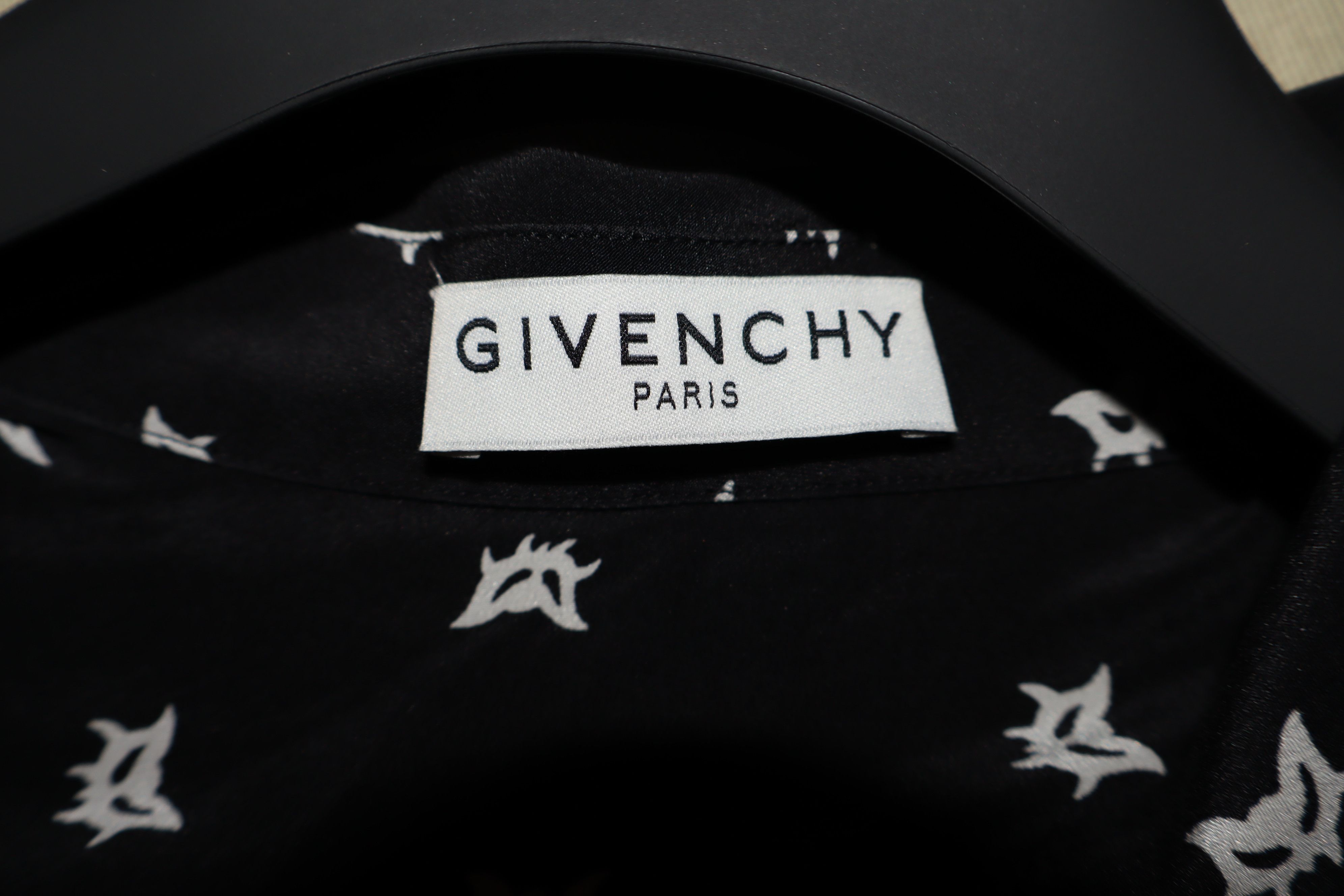 Givenchy Givenchy printed silk and cotton zip shirt Size US S / EU 44-46 / 1 - 5 Thumbnail