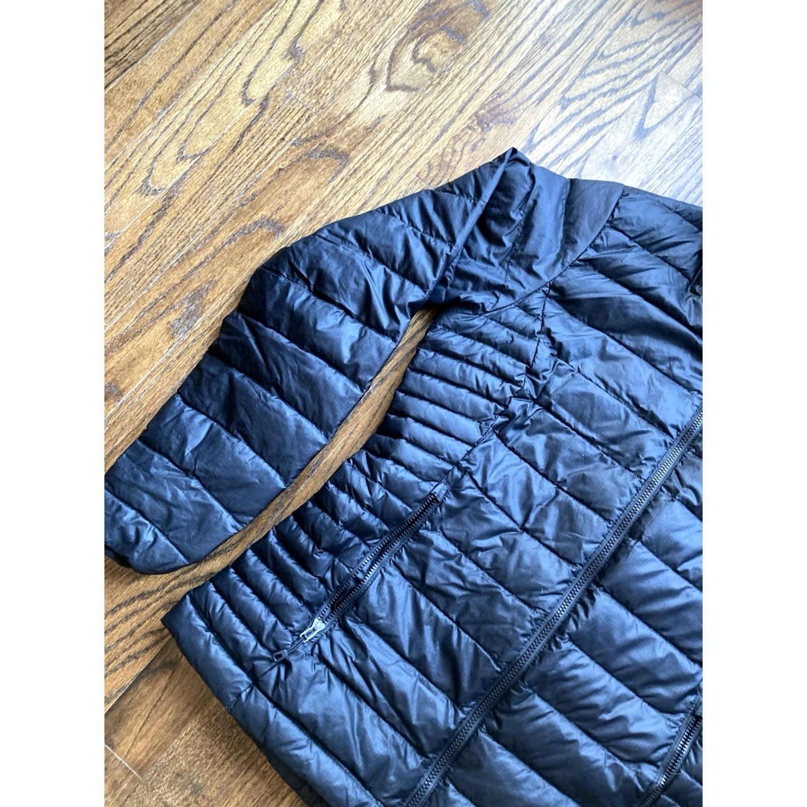 Patagonia Patagonia Down Sweater Womens Small Black Puffer Jacket Full Zip 84683 Size S / US 4 / IT 40 - 2 Thumbnail