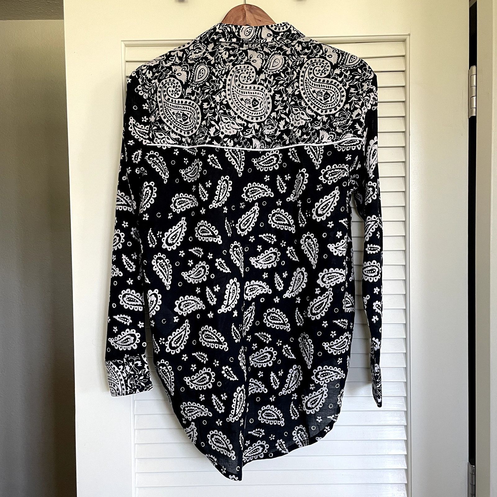 One Teaspoon NWT $167 One Teaspoon x Free People Batik Paisley Buttondown Size XS / US 0-2 / IT 36-38 - 7 Thumbnail
