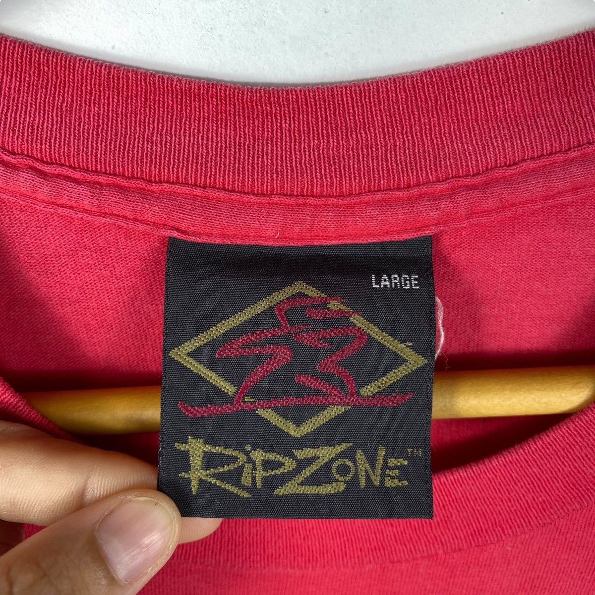Vintage Vintage 90's RIP ZONE Clothing Graphic Tee Shirt Large Size Size US L / EU 52-54 / 3 - 5 Thumbnail
