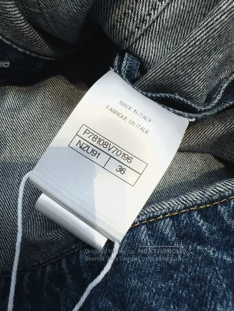 Chanel Chanel 24B blue round neck two-pocket gradient denim jacke Size XS / US 0-2 / IT 36-38 - 8 Thumbnail