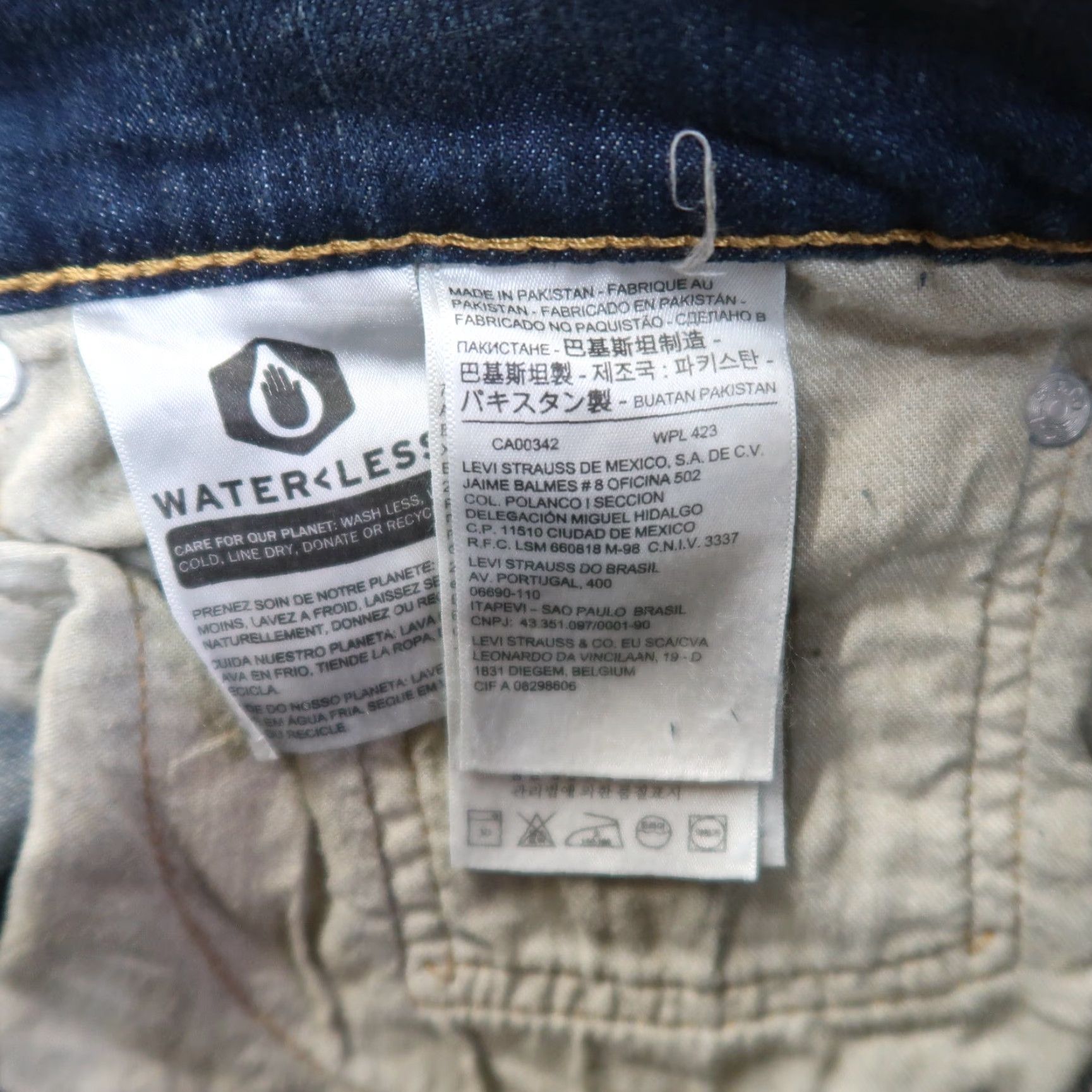 Levi's VINTAGE Levi's Jeans 527 Bootcut 34x30 Denim Blue Men Regular 5-Pocket Western Cowboy Belt Zip Button Logo Zipper Size US 34 / EU 50 - 6 Thumbnail