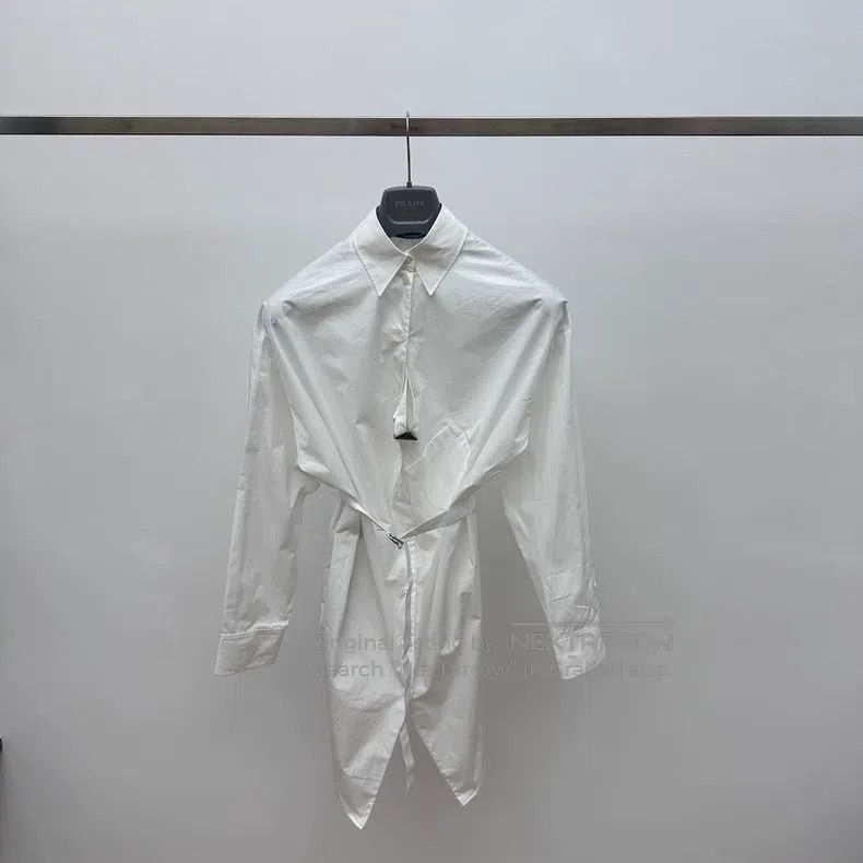 Prada Prada White medium-length shirt Size XS / US 0-2 / IT 36-38 - 1 Thumbnail