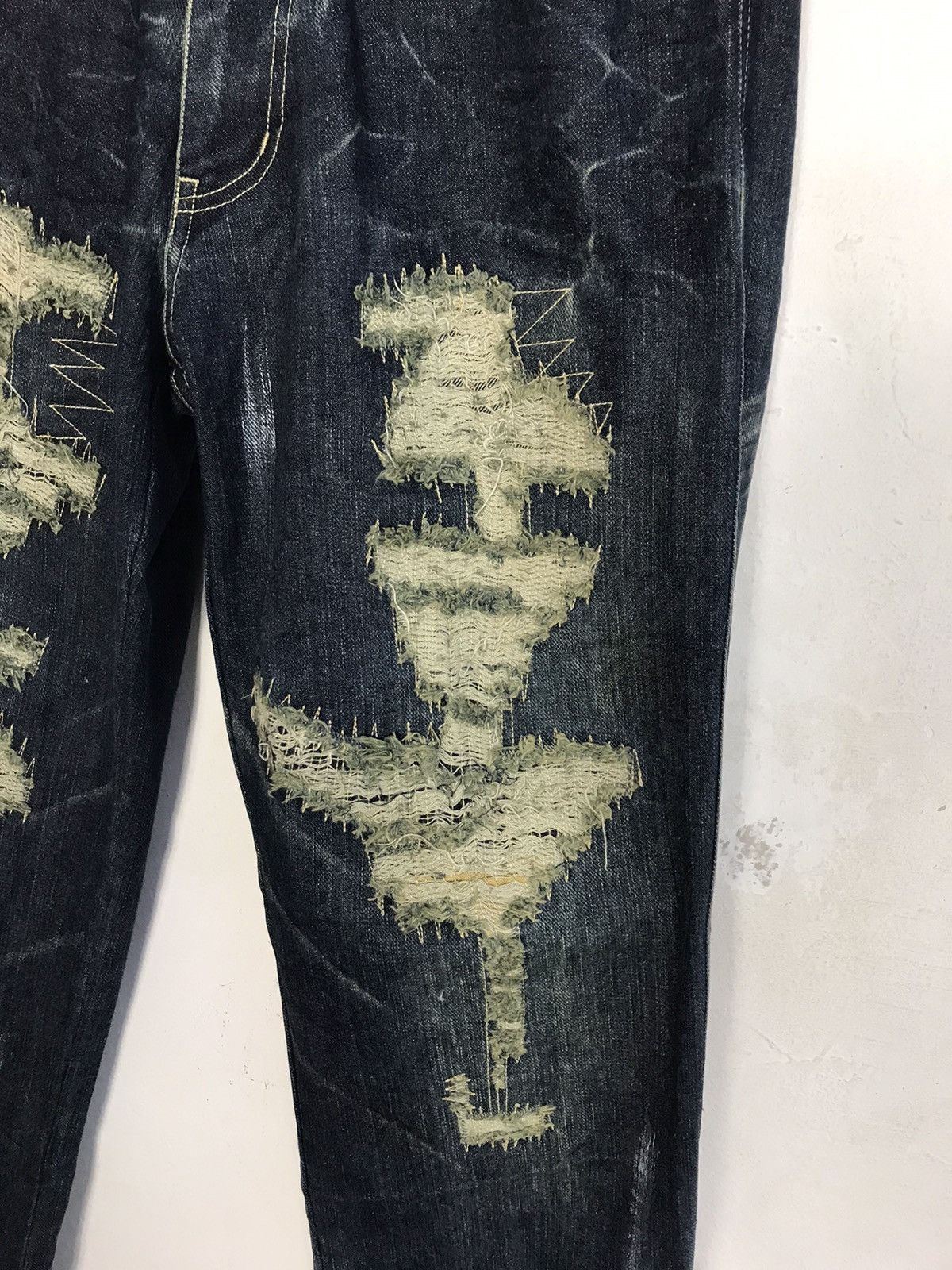 Japanese Brand Distressed Massive Squad Leather Flap Pocket Denim Jeans Size US 30 / EU 46 - 14 Thumbnail