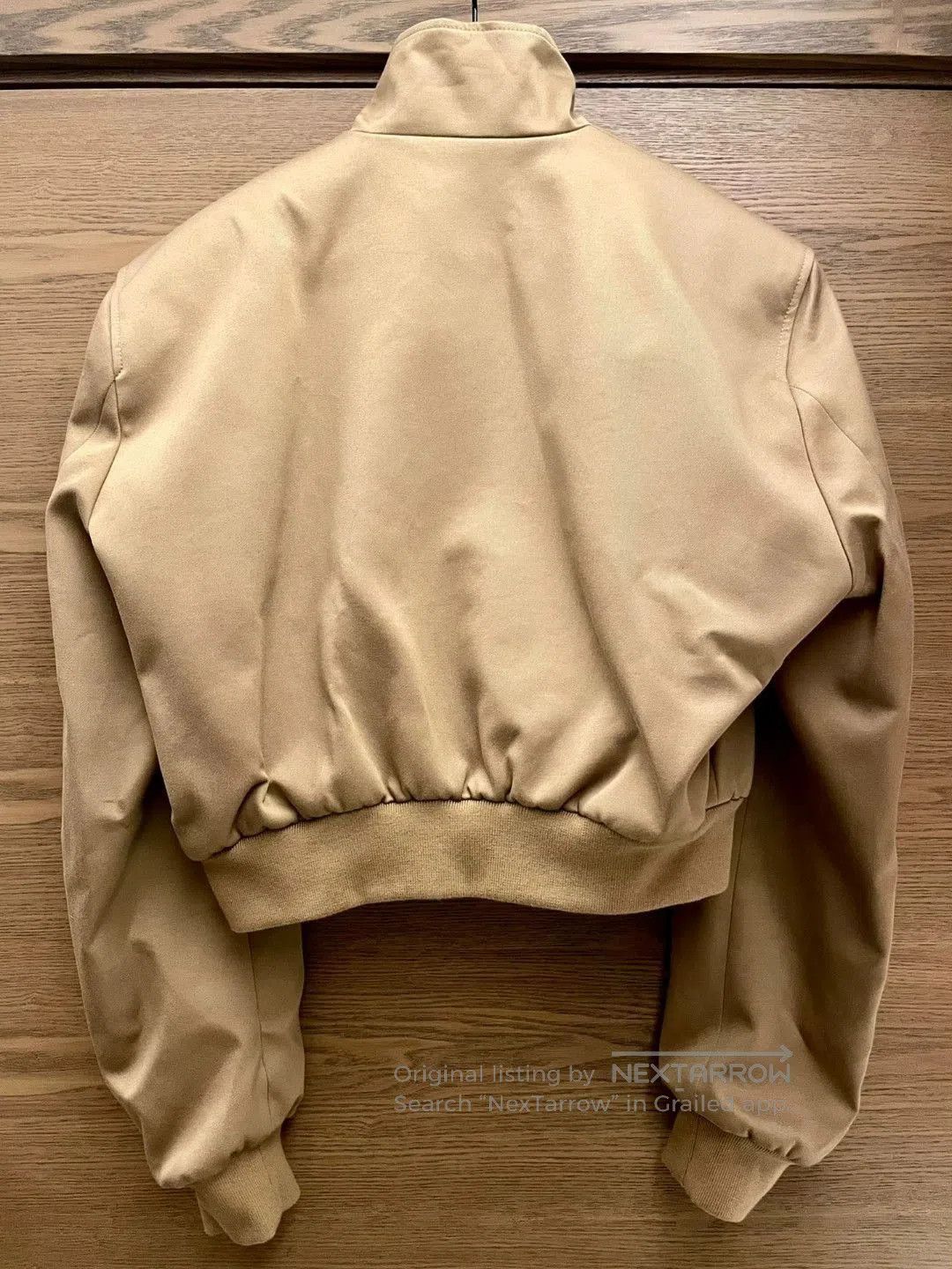 Balenciaga Beige Crop Bomber Jacket Size M. Size US M / EU 48-50 / 2 - 2 Thumbnail