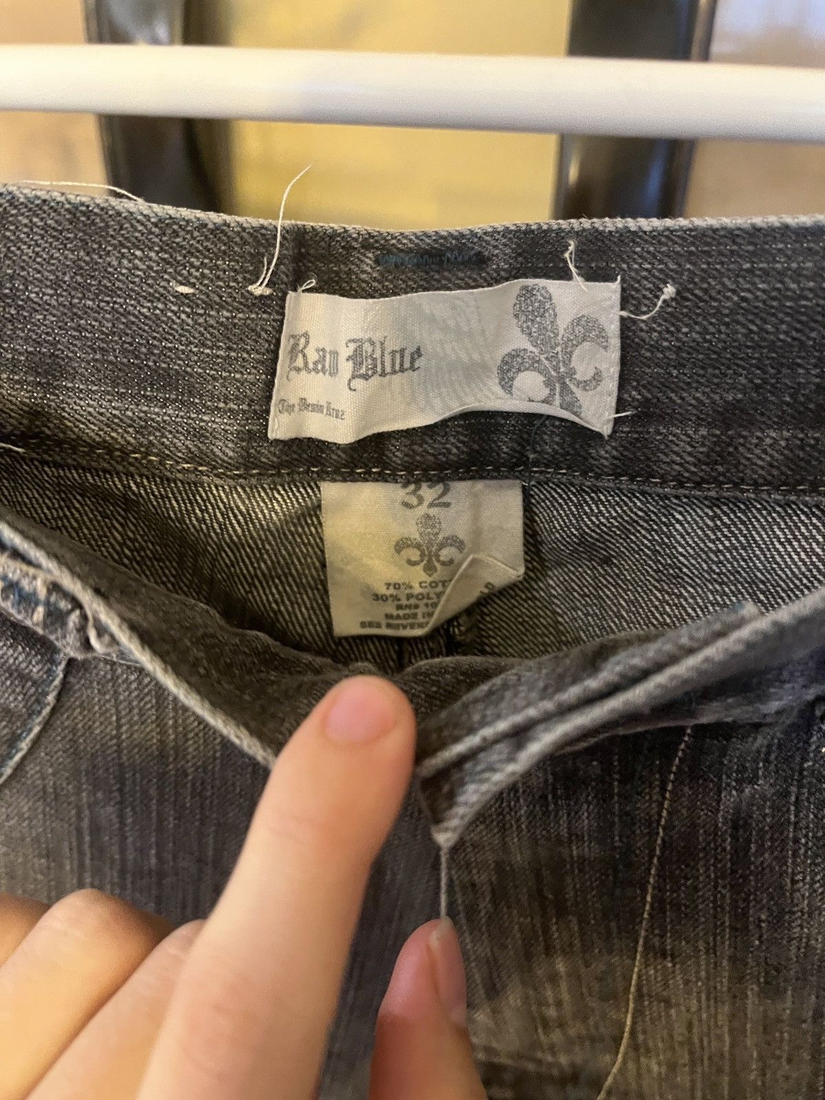 Other Raw Blue Y2k denim jorts Size US 32 / EU 48 - 3 Thumbnail