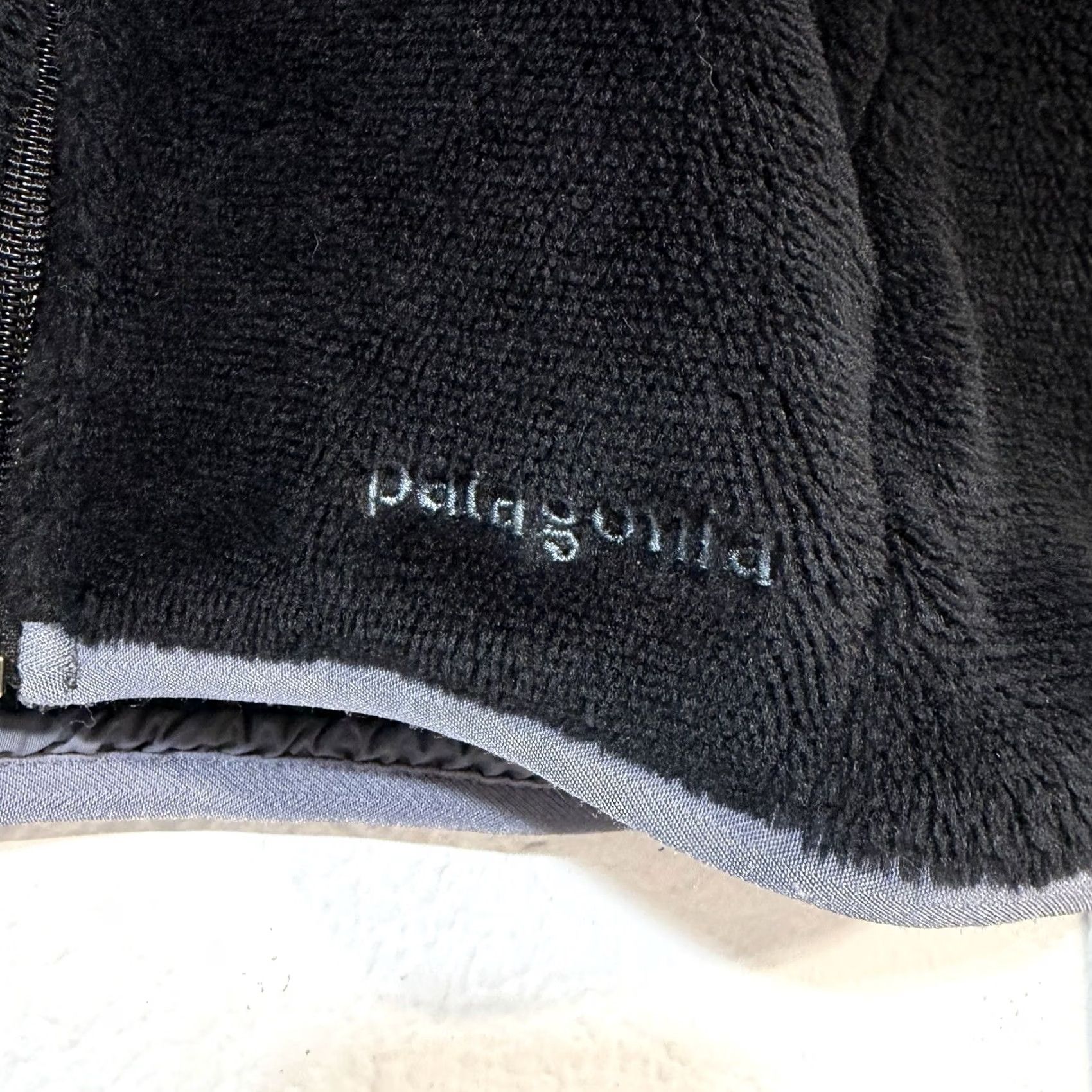 Patagonia Patagonia R4 Fleece Jacket Women's Sz M Black Full Zip Size M / US 6-8 / IT 42-44 - 7 Thumbnail