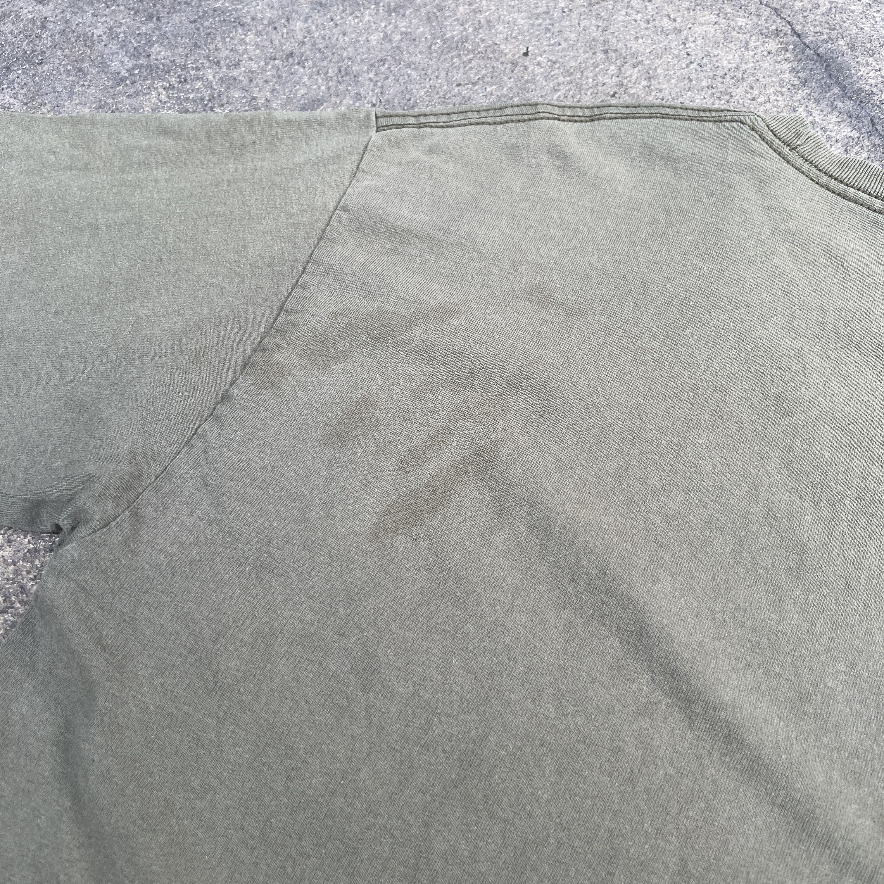 Vintage Vintage Y2K i just got a new gun for my wife Tee Gun Size US L / EU 52-54 / 3 - 7 Thumbnail