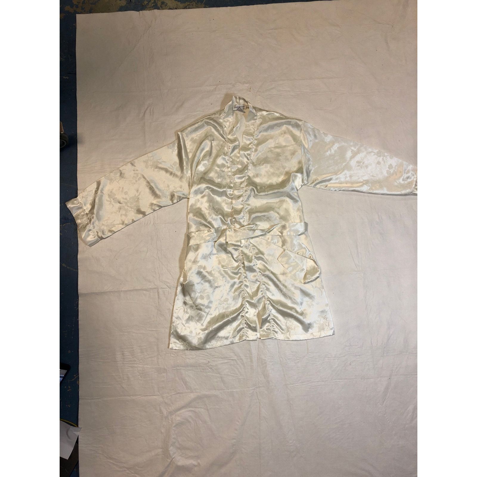 Jones New York Women’s Jones New York Silk Robe Size ONE SIZE - 1 Thumbnail