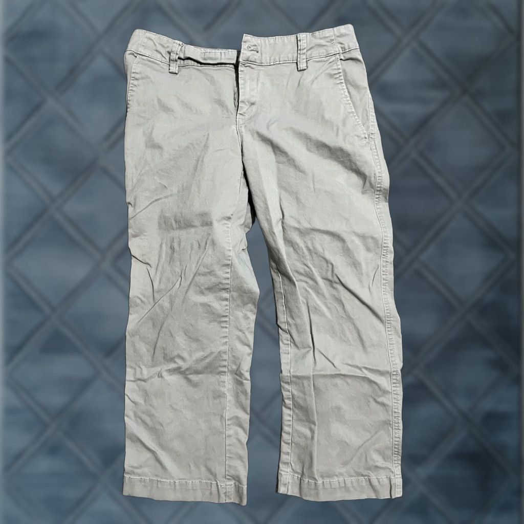 Eddie Bauer EDDIE BAUER Women's Cargo Crop Pants Size 2 Gray Solid Size 26" / US 2 / IT 38 - 1 Thumbnail