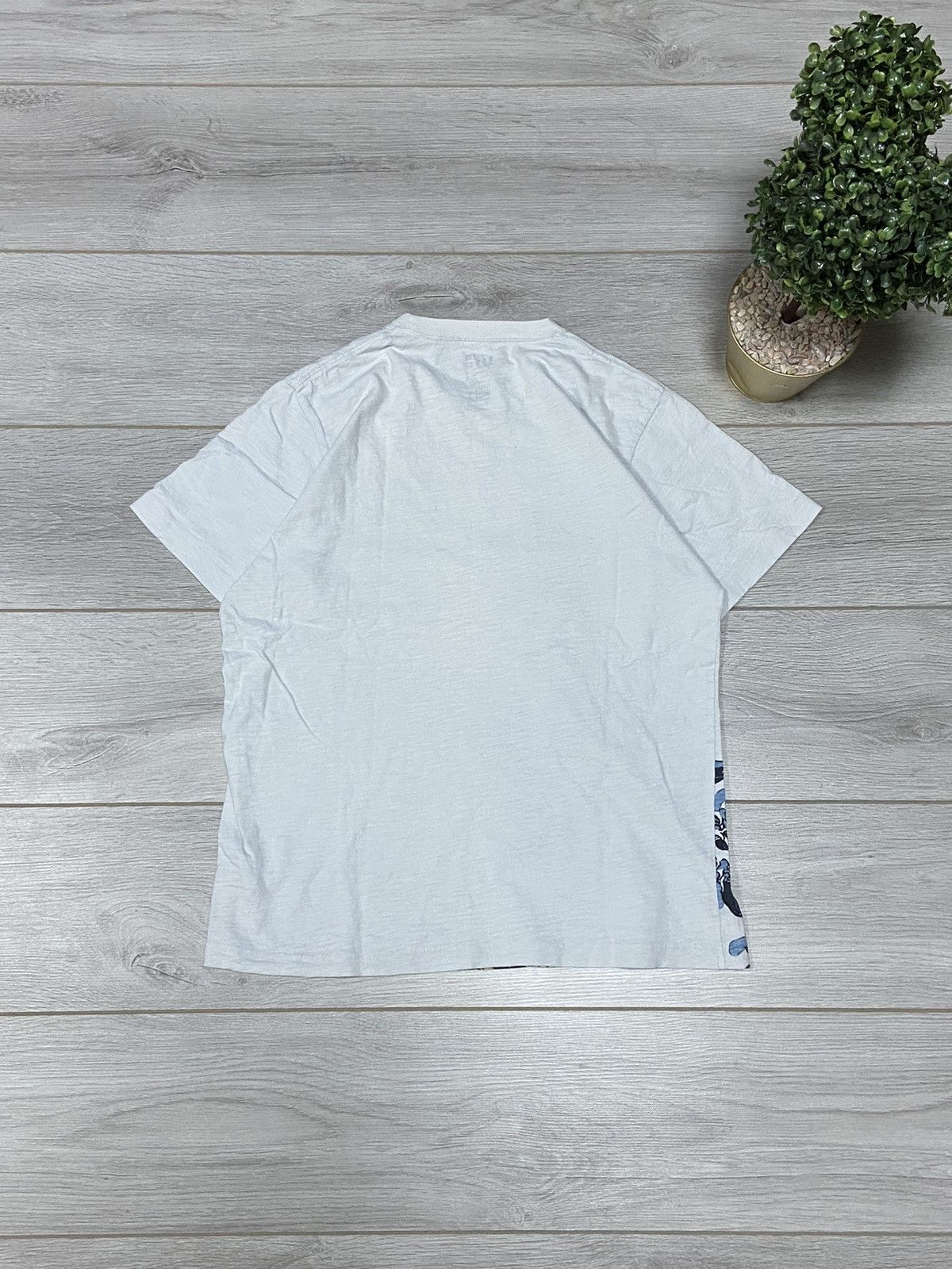 Uniqlo Uniqlo waves 🌊 sea Hokusai Blue t-shirt Size US L / EU 52-54 / 3 - 6 Thumbnail