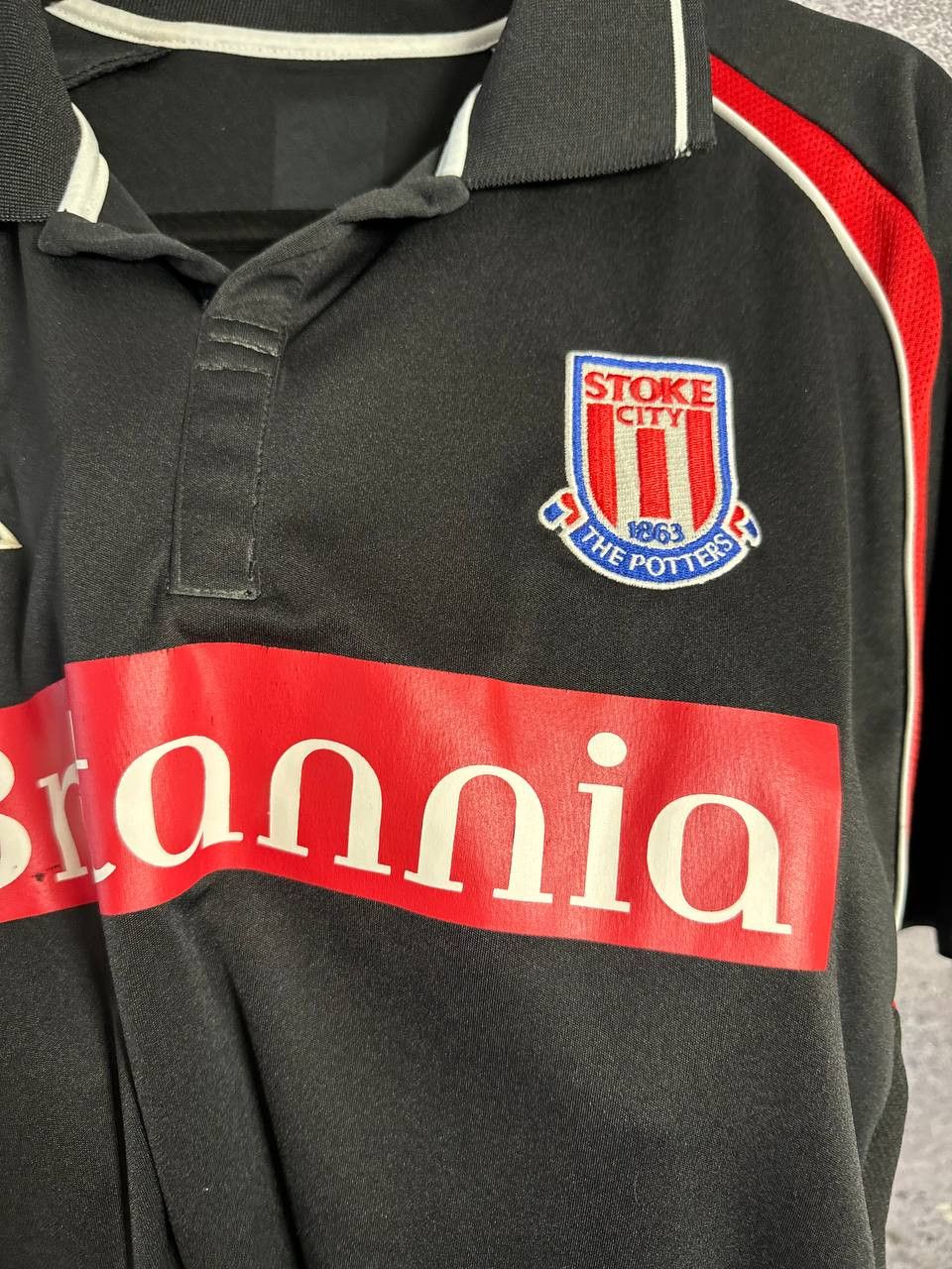Le Coq Sportif × Vintage Vintage Stoke City 2009/10 Le Coq Sportif Soccer Jersey Size US L / EU 52-54 / 3 - 14 Thumbnail