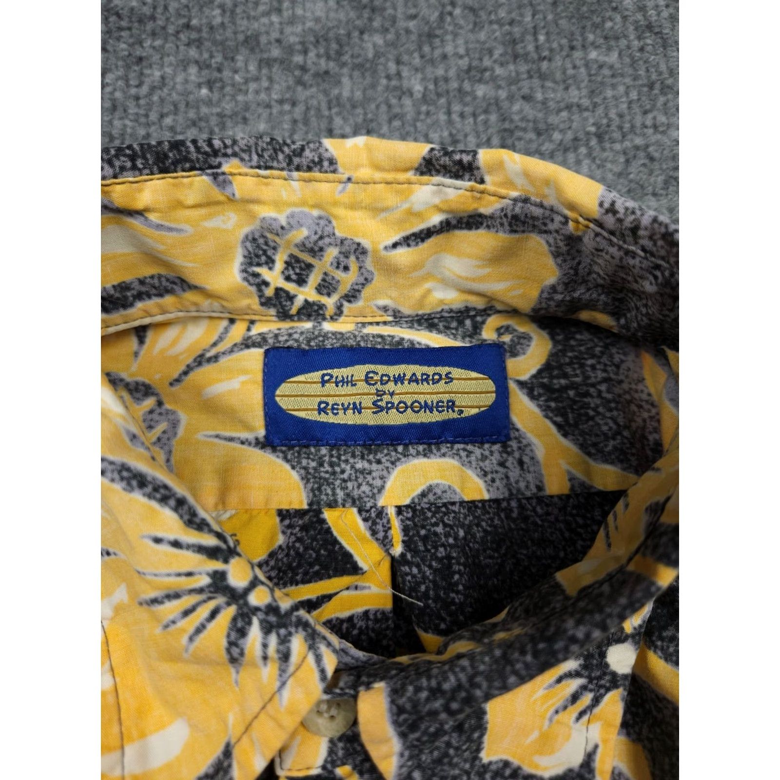 Reyn Spooner Reyn Spooner Shirt Men Medium AOP Floral Button Up Yellow Gray Pocketed Breathable Lightweight Casual Outdoor Dutch Collar Downed? Size US M / EU 48-50 / 2 - 5 Thumbnail