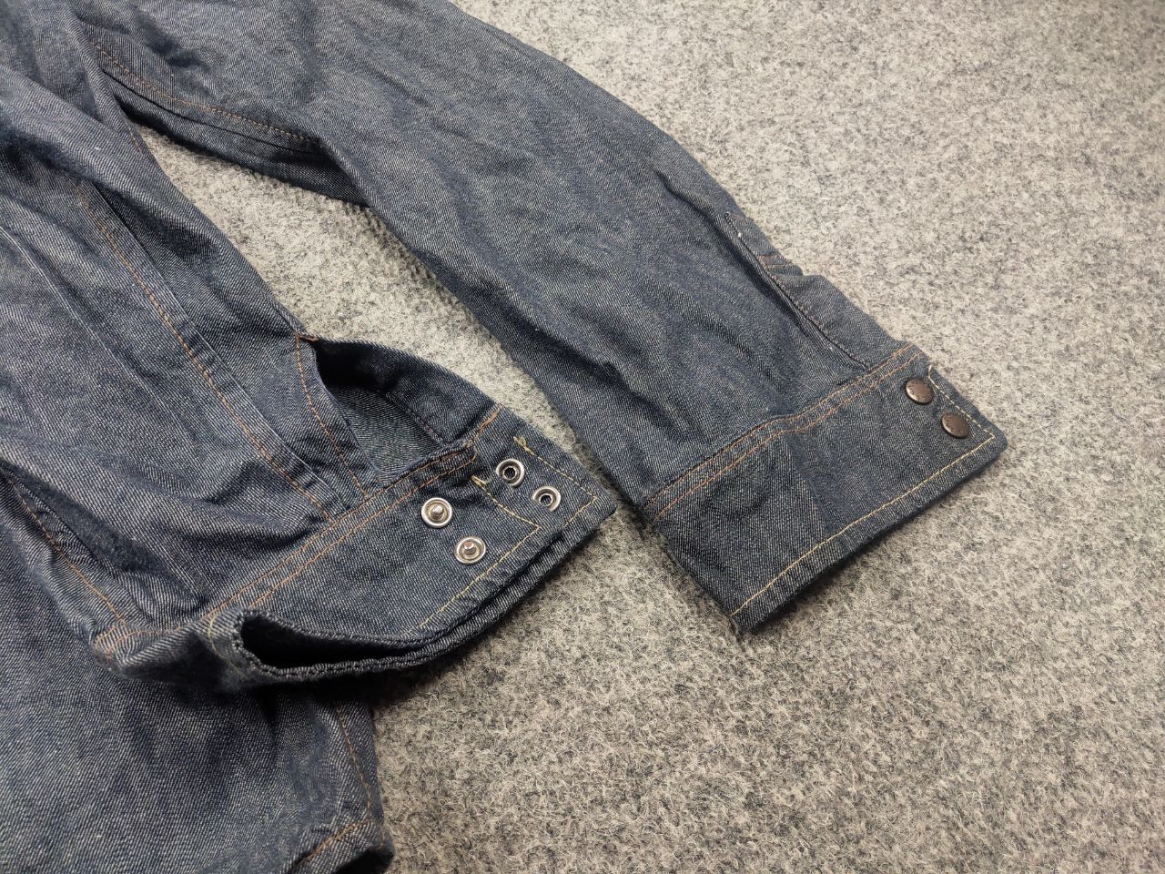 Levi's Vintage 90's Levi's Engineered Twisted Shirt Denim Pocket Size US M / EU 48-50 / 2 - 8 Thumbnail