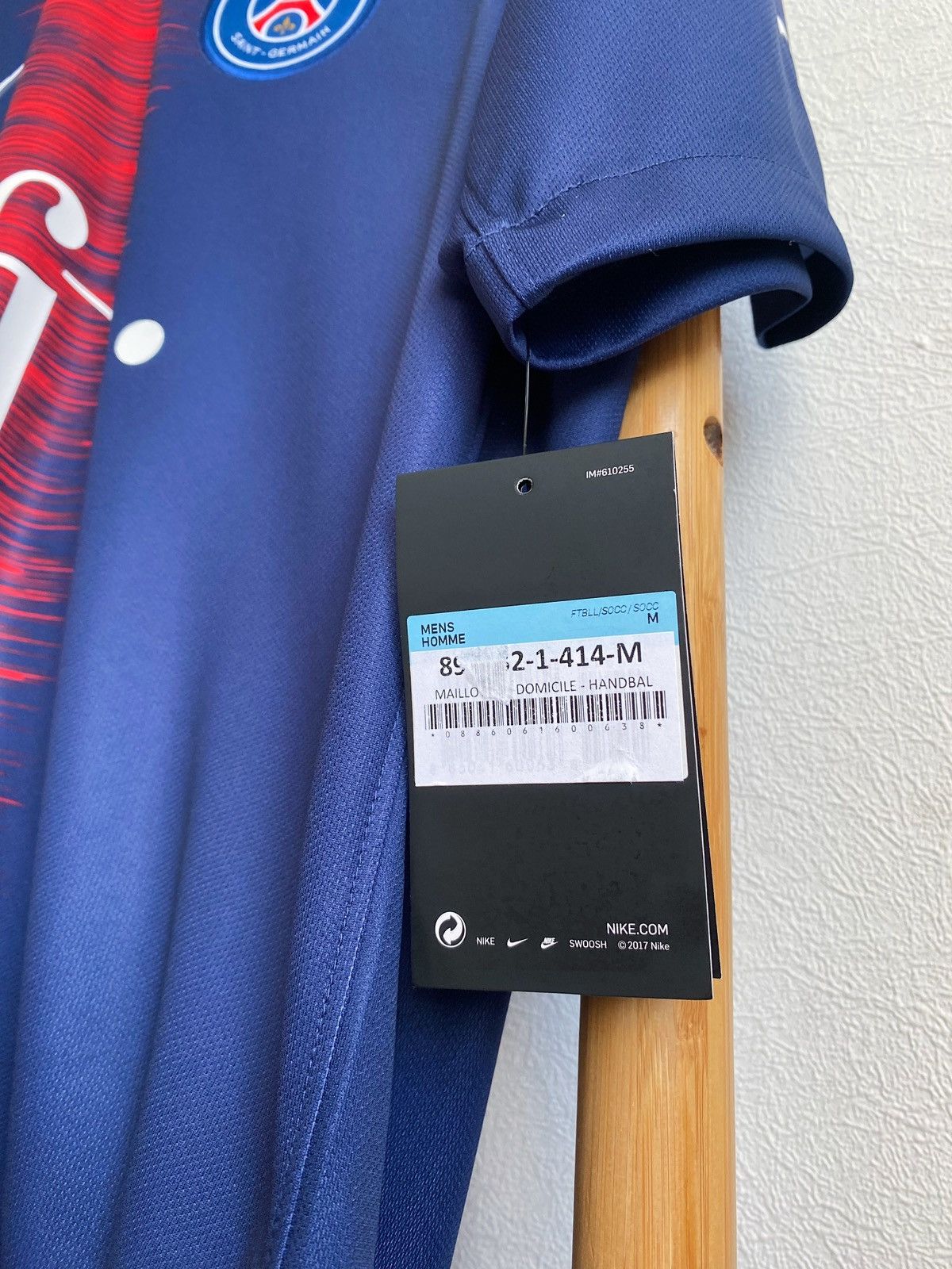 Nike BNWT NIKE PSG 2018/2019 Home Handball Shirt Jersey Size US M / EU 48-50 / 2 - 21 Thumbnail