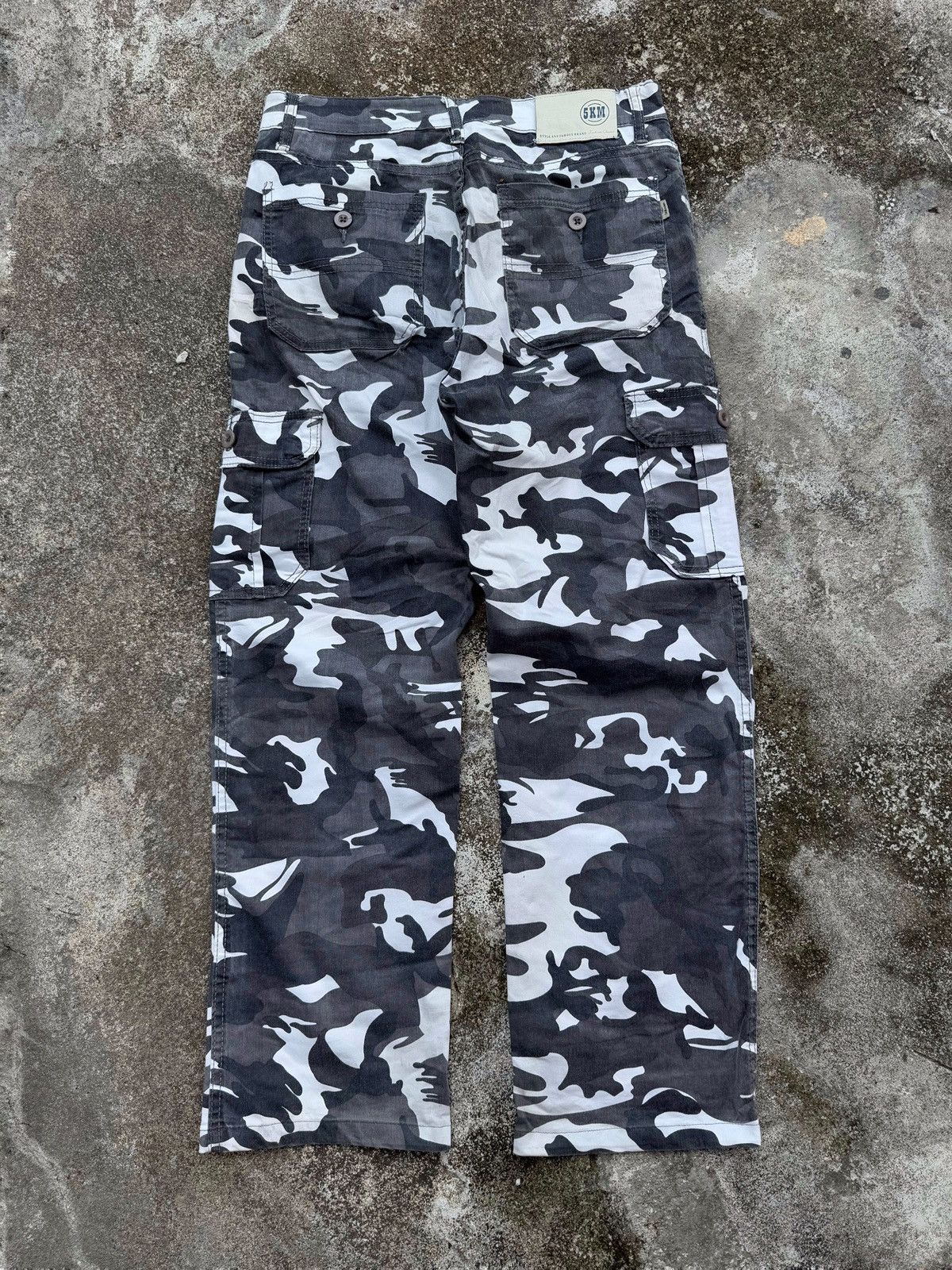 If Six Was Nine × Japanese Brand × Le Grande Bleu (L.G.B.) japanese brand 5km camo cargo pants Size US 30 / EU 46 - 2 Thumbnail