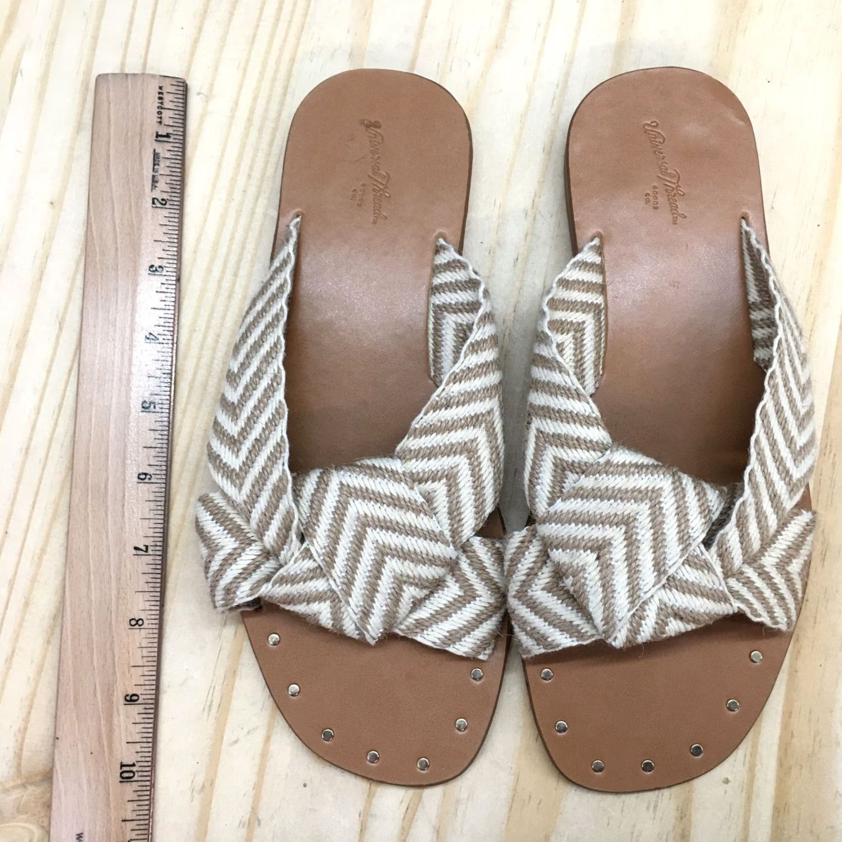 Vintage Universal Thread Sandals Womens 7 Louise Chevron Print Knotted Flats Brown Sandal Casual Slip On Flat Womens Brown Chevron Print Louise Sandal Size US 7 / IT 37 - 6 Thumbnail