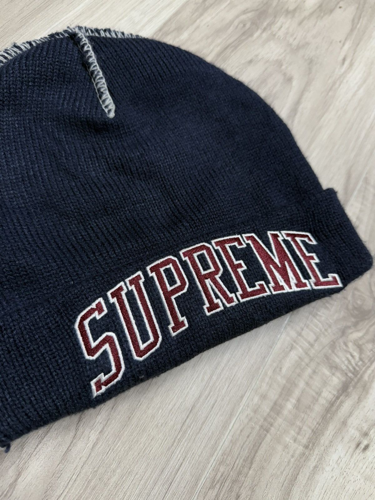 Supreme Supreme Contrast Stitch Beanie F/W 19 Preowned Size ONE SIZE - 2 Thumbnail