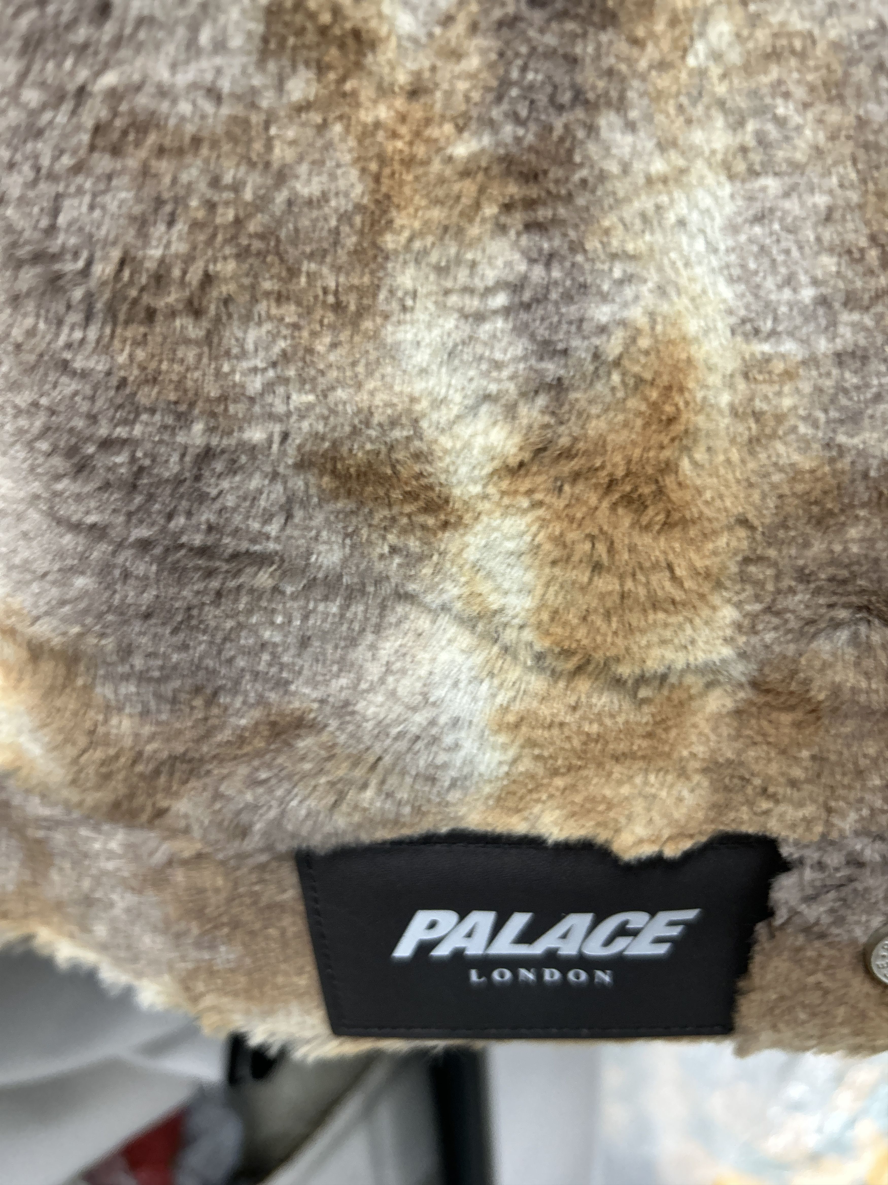 Palace palace furry trucker jacket brown Size US XL / EU 56 / 4 - 7 Thumbnail