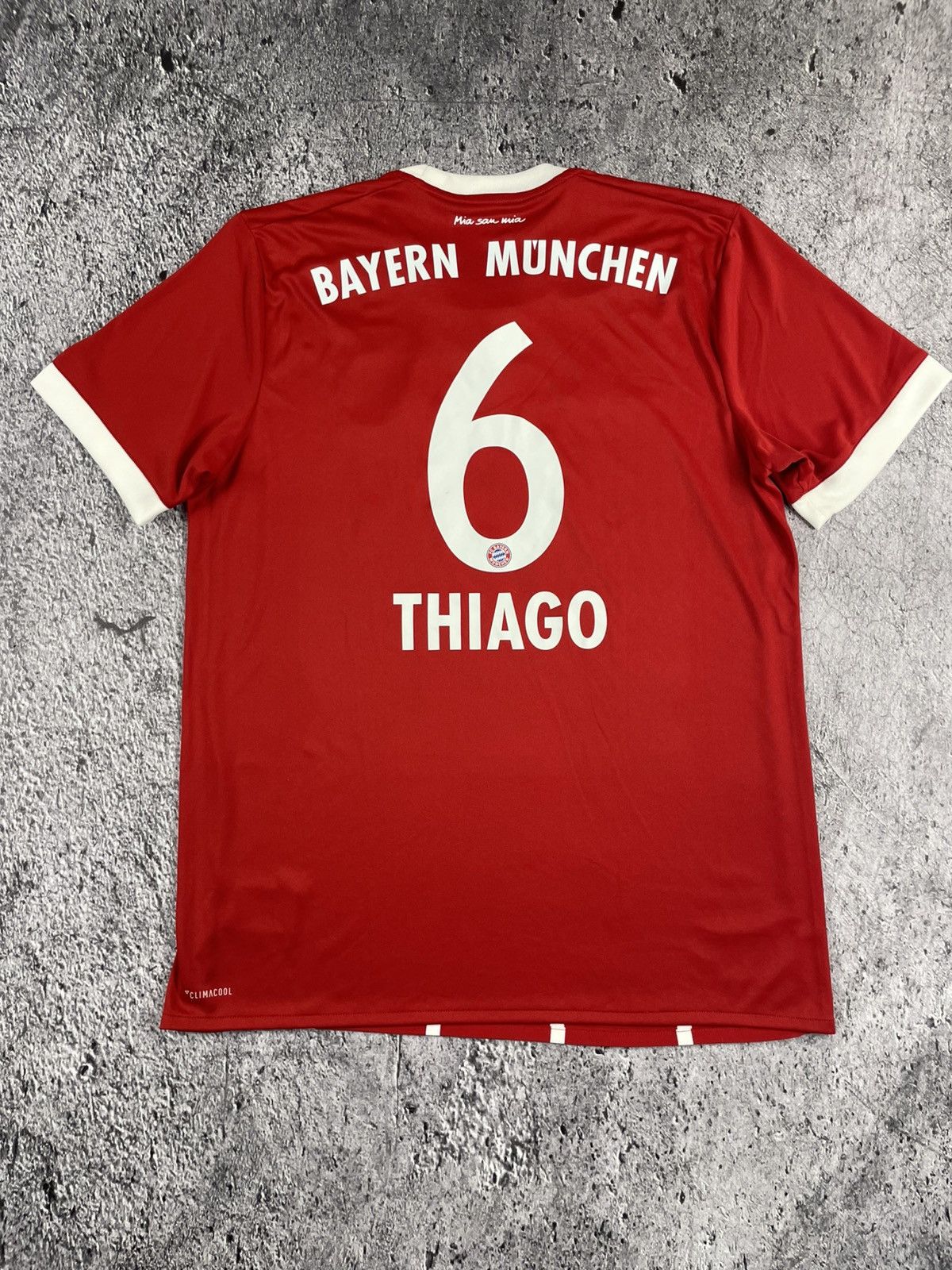 Adidas Adidas Bayern Munchen Thiago Alcantara #6 Football Jersey Size US L / EU 52-54 / 3 - 1 Thumbnail