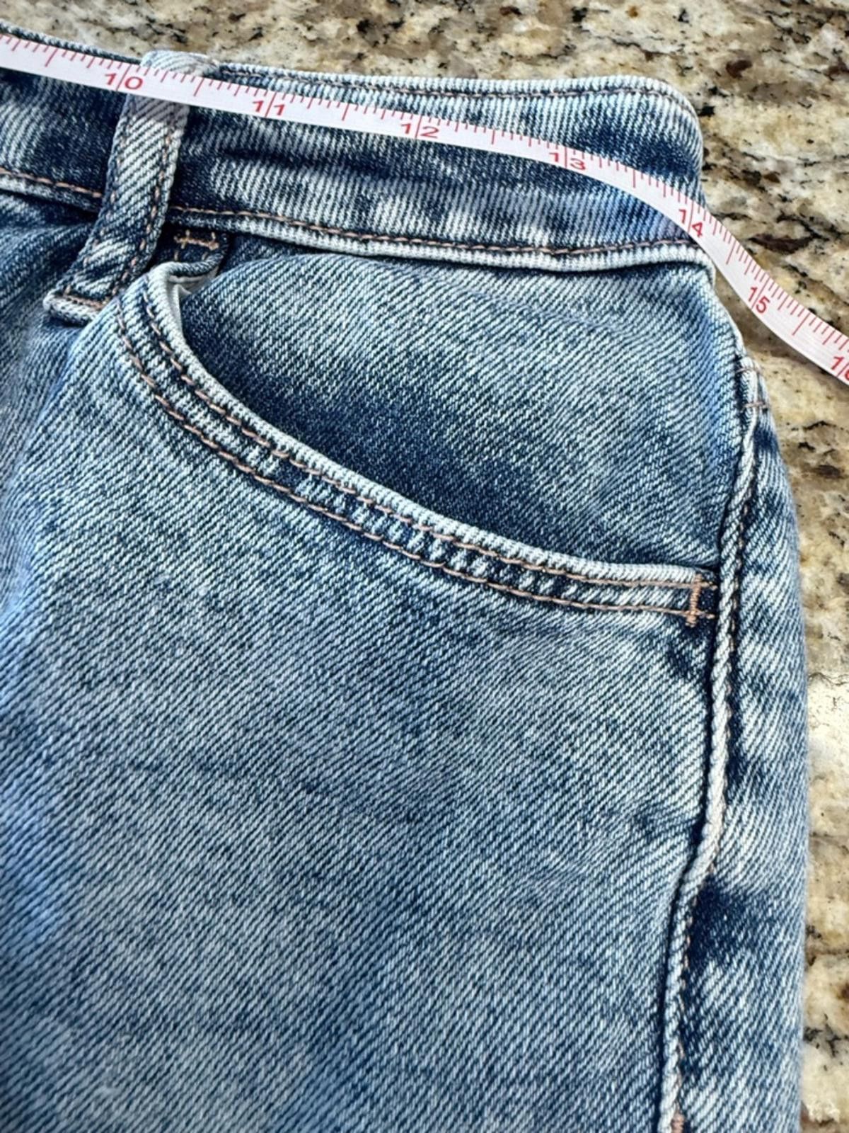 Other Hollister Ultralight High-Rise Mom Jean plaid patchwork 26”W Size 26" / US 2 / IT 38 - 9 Thumbnail