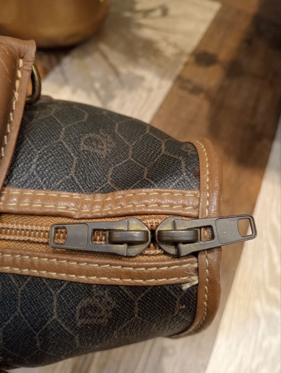 Dior VINTAGE CHRISTIAN DIOR BOSTON HANDBAG HONEYCOMB PATTERN Size ONE SIZE - 6 Thumbnail