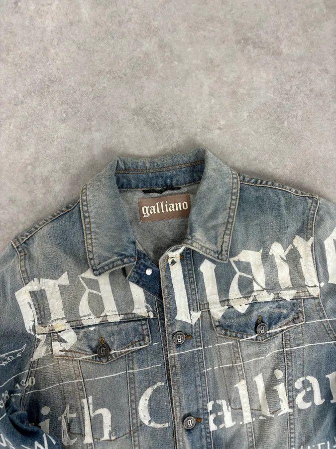 John Galliano SS2011 John Galliano Blue Gazette Gothic Script Denim Jacket Size US M / EU 48-50 / 2 - 8 Thumbnail