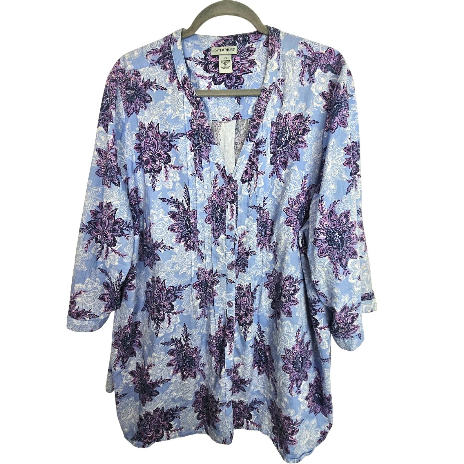 Torrid Catherines Womens Floral Top Plus Size 3X Pintuck Button Size 3XL / US 20-22 - 1 Thumbnail