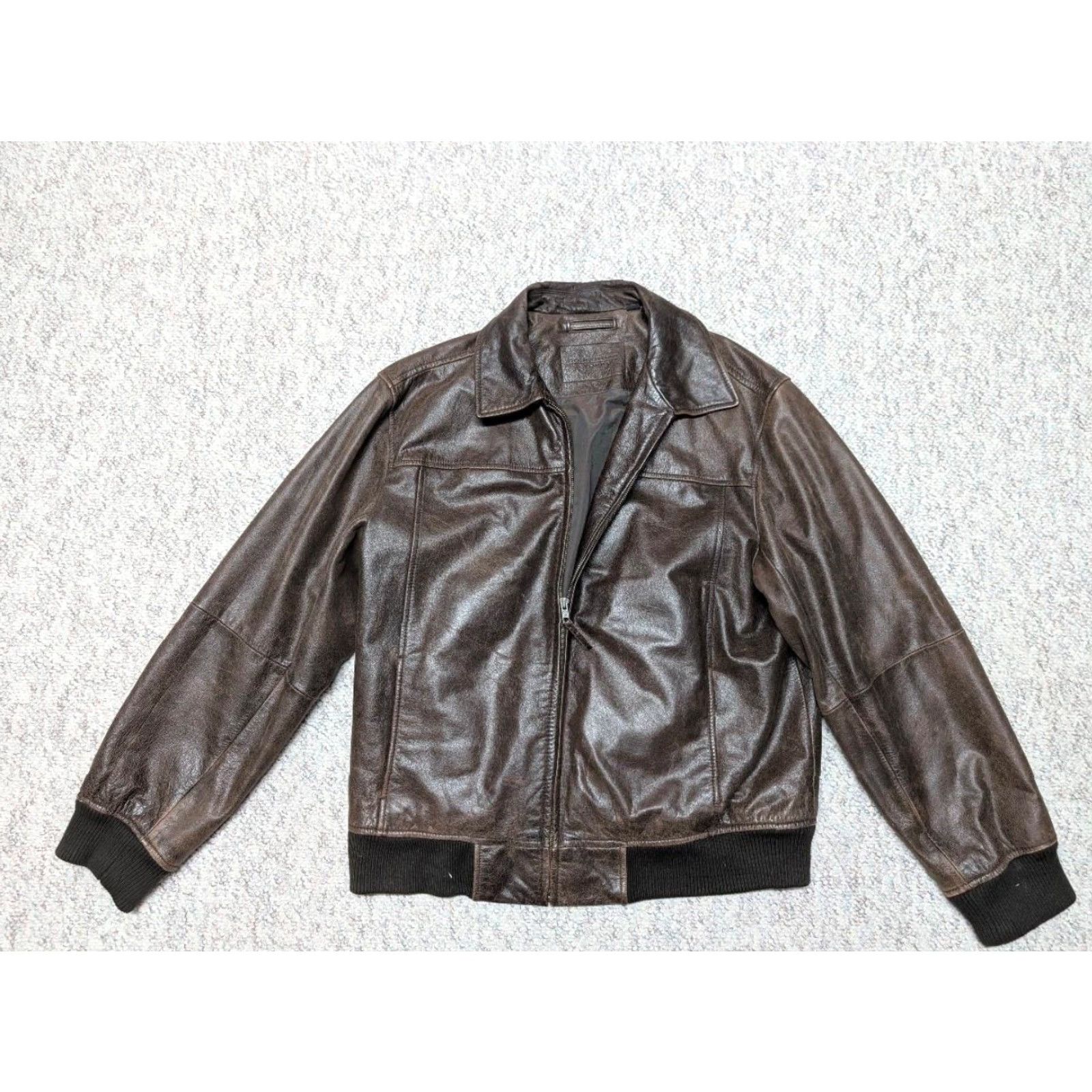 Roundtree & Yorke VINTAGE Roundtree & Yorke BOMBER Jacket Leather 44 Mens Patina 1990s Brown Flight Flyers Air Force L Size US L / EU 52-54 / 3 - 8 Thumbnail