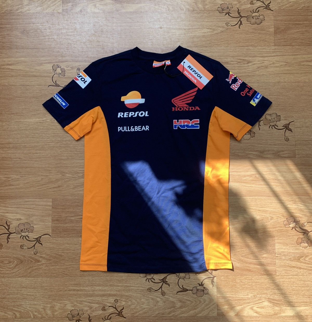 Honda Honda Repsol Racing Red Bull Michelin HRC Polo T Shirt Tee Size US S / EU 44-46 / 1 - 1 Thumbnail