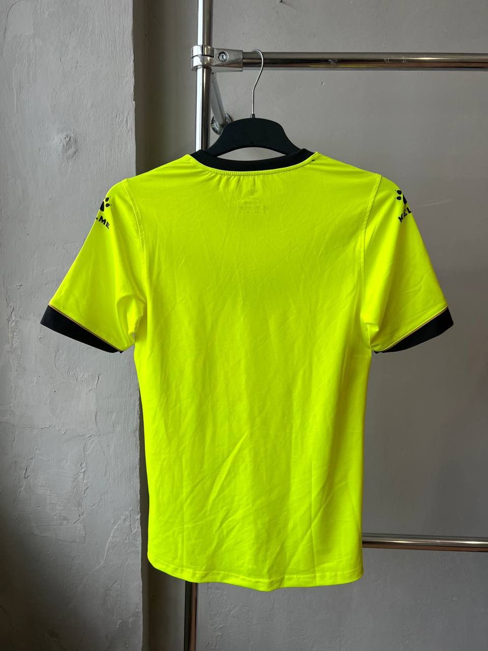 Sports Specialties 2017/18 TELSTAR KELME PLAYER ISSUED SOCCER JERSEY SHIRT SZ M Size US M / EU 48-50 / 2 - 14 Thumbnail