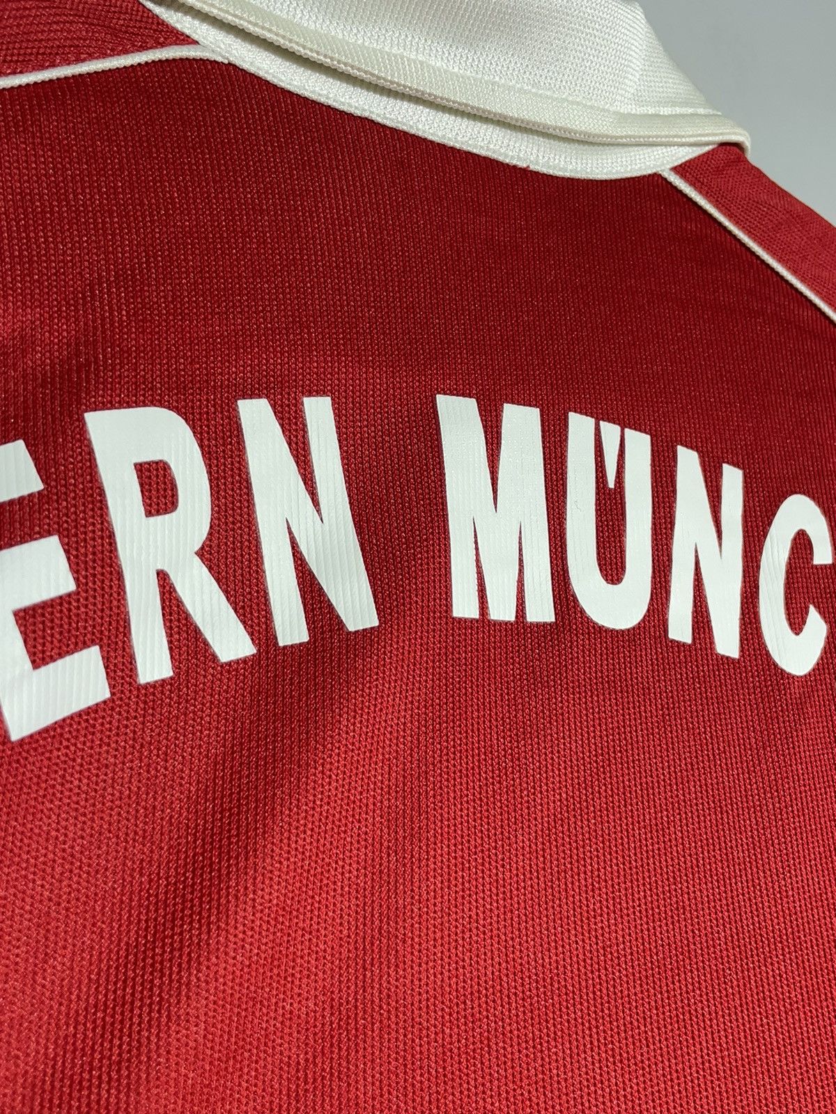 Vintage Bayern Munchen Adidas 2005/06 Vintage Home Football Shirt Size US M / EU 48-50 / 2 - 13 Thumbnail