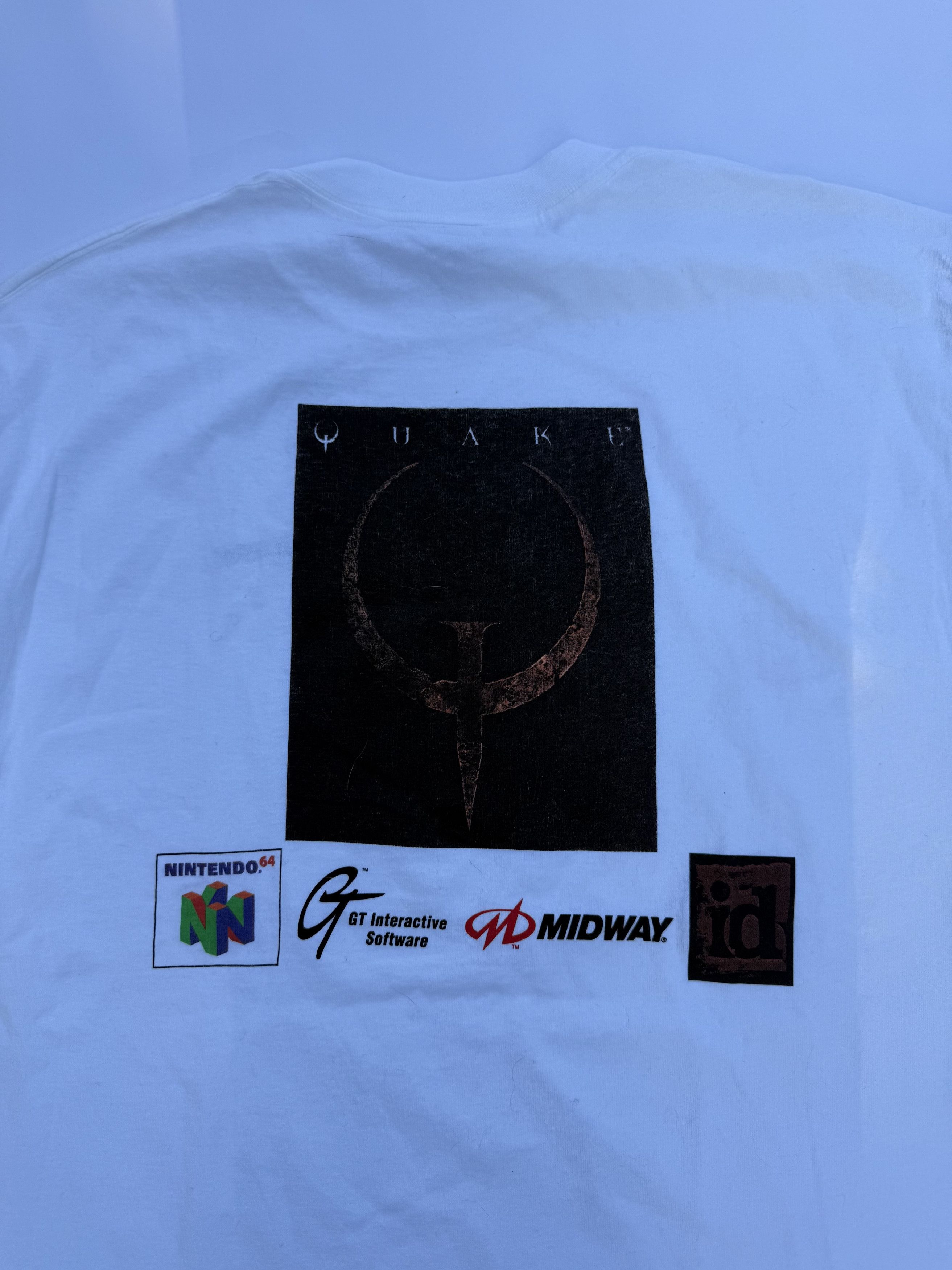 Vintage Vintage Quake Midway N64 Video Game T-Shirt Size US XL / EU 56 / 4 - 3 Thumbnail