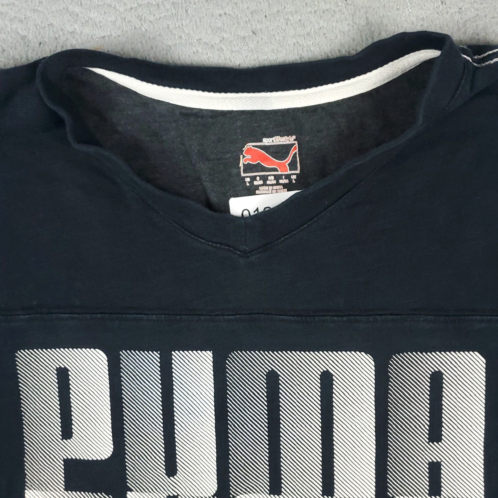 Puma Puma T Shirt Mens Size Large Black V Neck Logo Casual Short Sleeve Adult Size US L / EU 52-54 / 3 - 2 Thumbnail