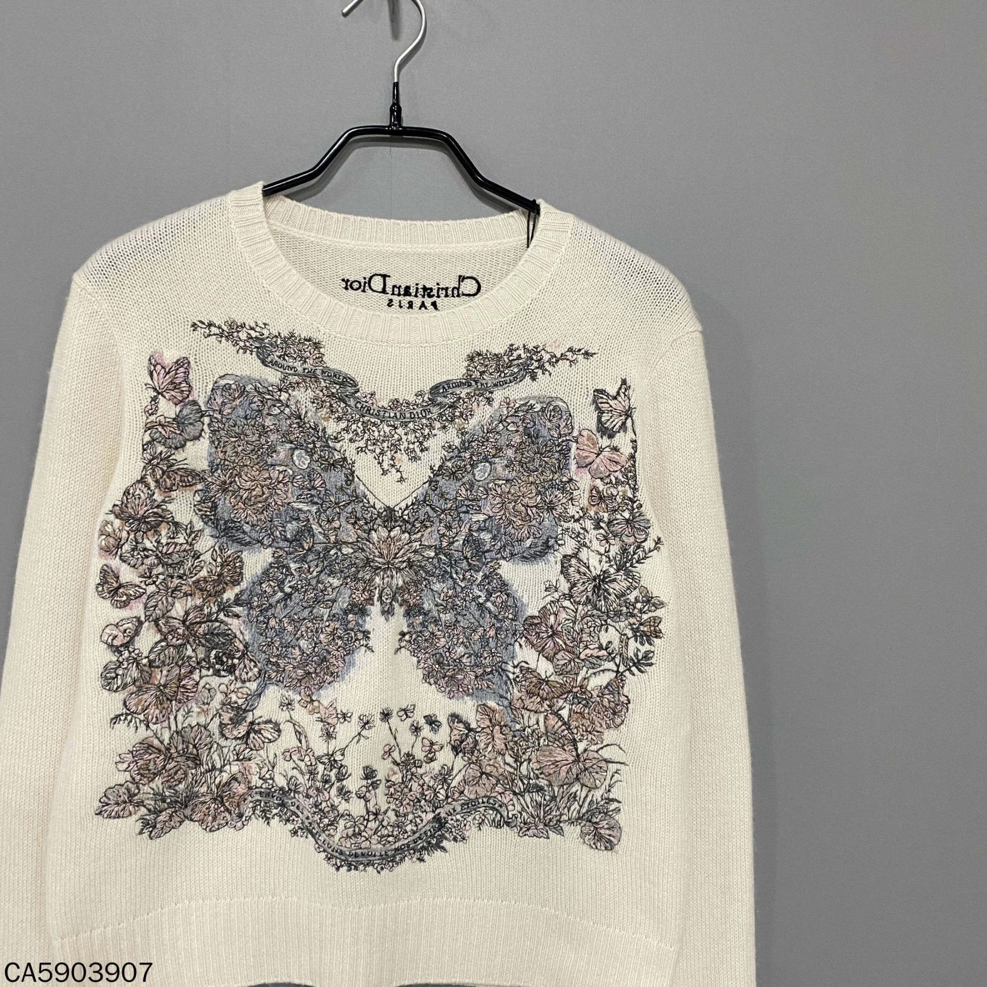 Dior Dior Butterfly Embroidered Cashmere Sweater 38 Size S / US 4 / IT 40 - 2 Thumbnail