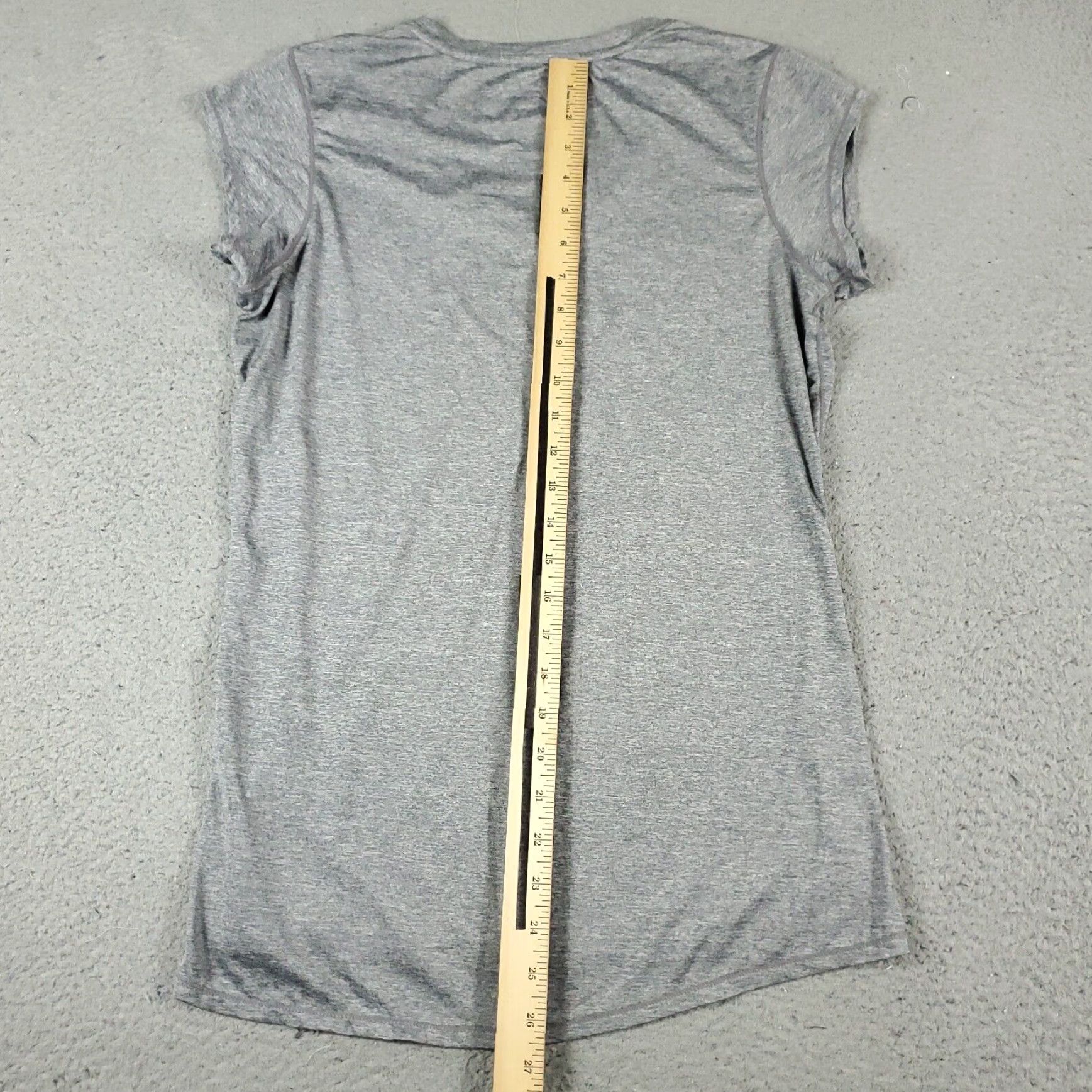 Reebok Womens Reebok Shirt Small Gray Casual Pullover Short Sleeve Ladies Size S / US 4 / IT 40 - 4 Thumbnail