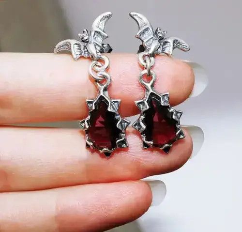 Jewelry Bat With Stone Earrings 1Pairs in Silver, Men's