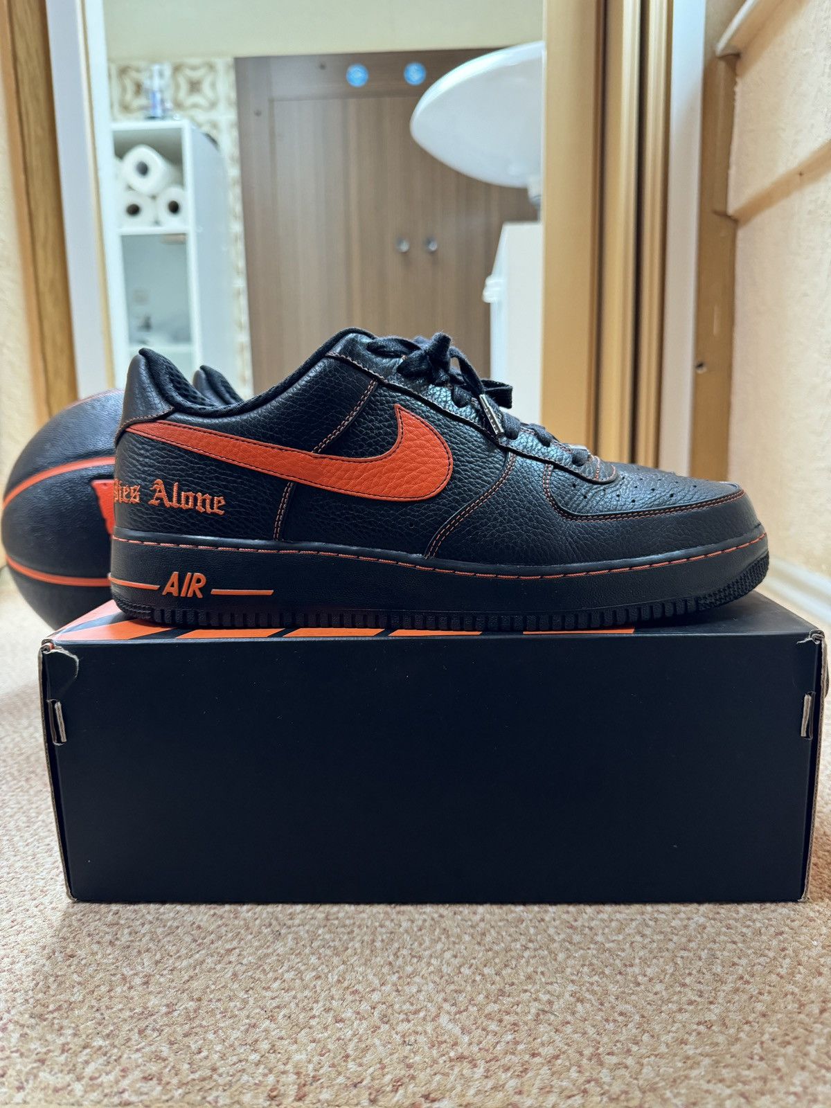 A$AP Rocky × Nike × Vlone Nike Vlone Air Force 1 | US13/EU47.5 Size US 13 / EU 46 - 3 Thumbnail