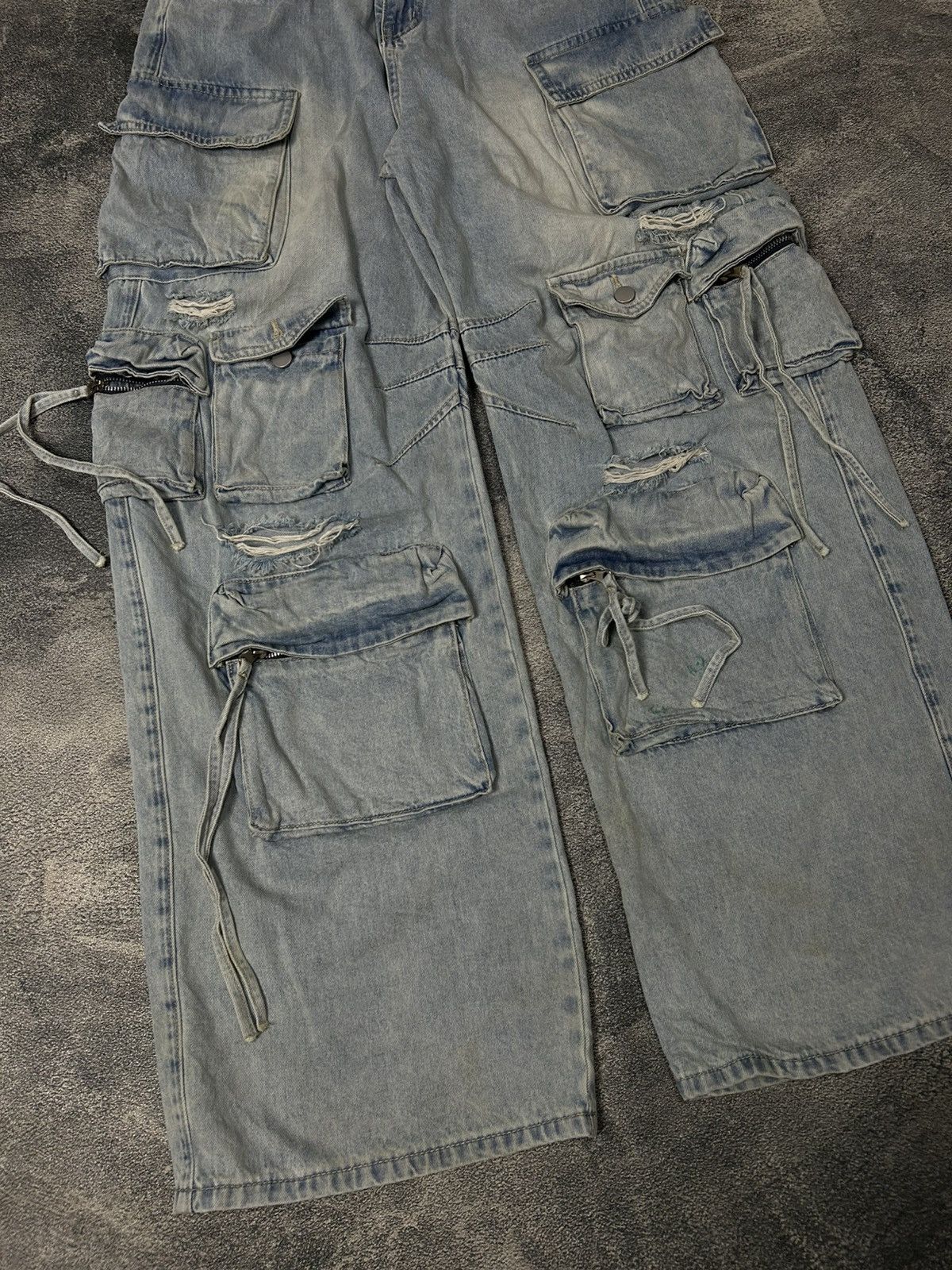 Japanese Brand Y2k Chaorenebang buggy Cargo Multi Pocket Jeans Size US 32 / EU 48 - 3 Thumbnail