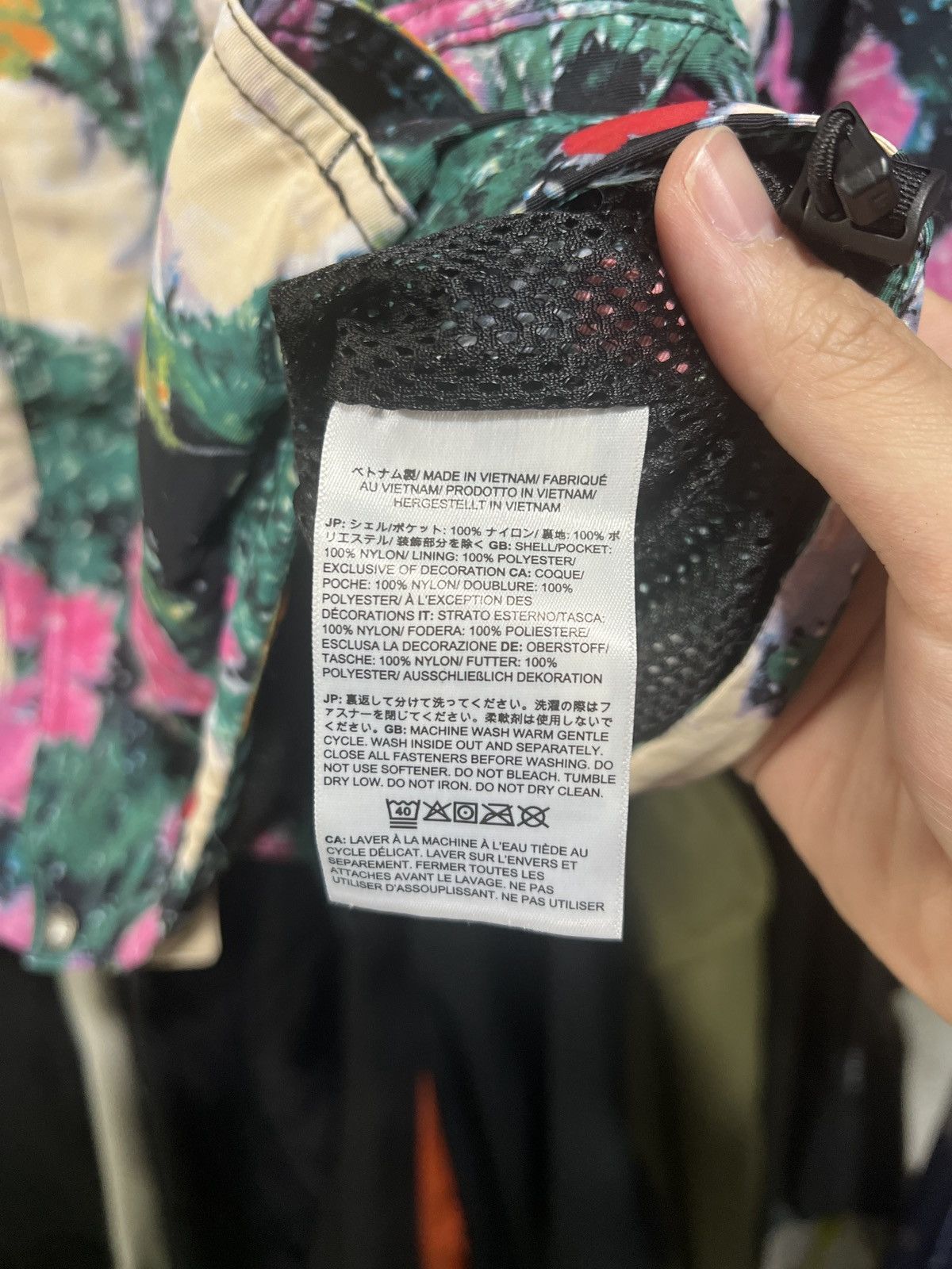 Supreme Supreme the north face jacket Size US L / EU 52-54 / 3 - 4 Thumbnail