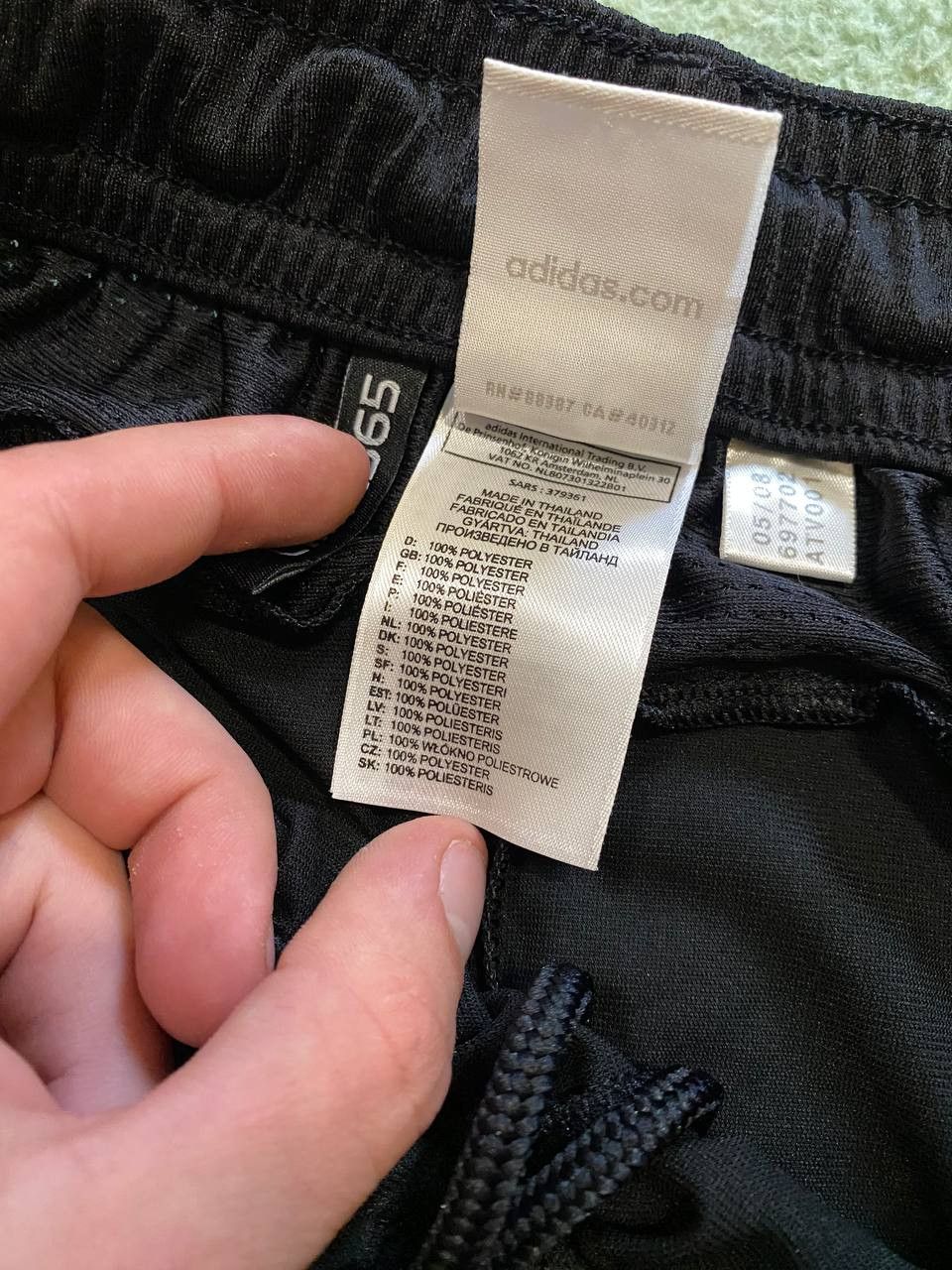 Adidas Vintage Adidas shorts streetwear y2k Size US 36 / EU 52 - 6 Thumbnail