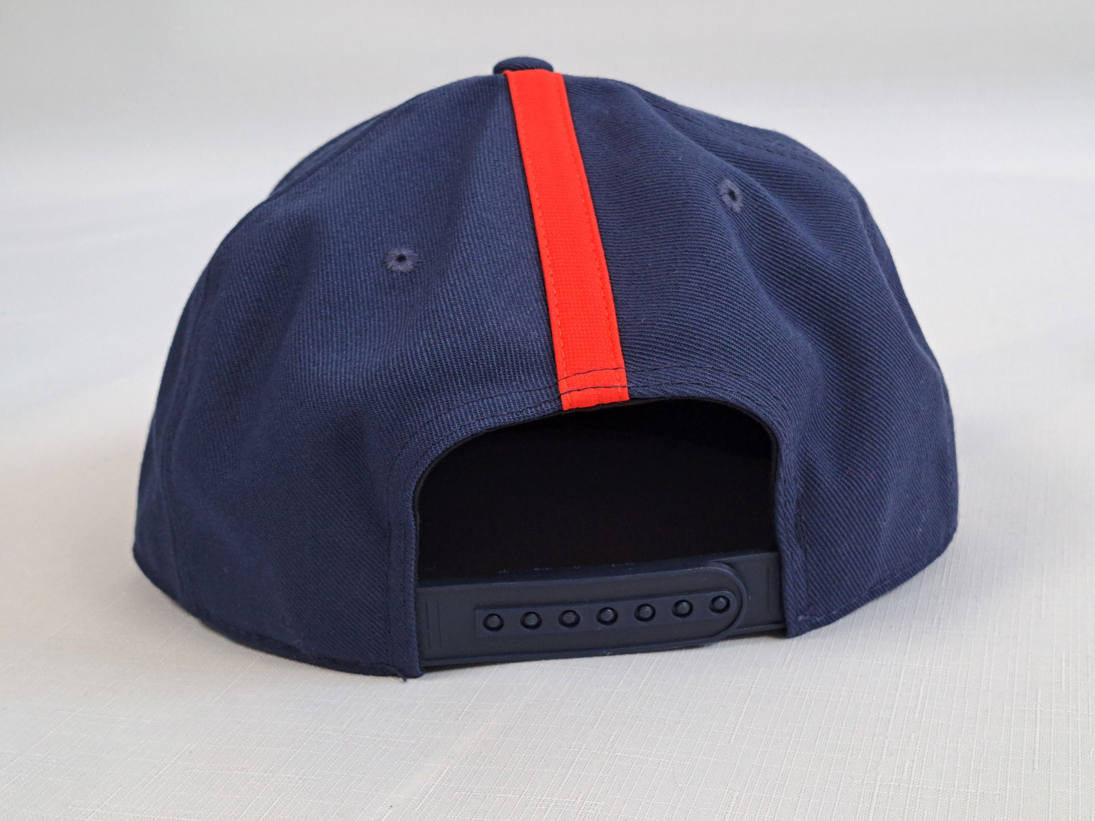 Nike NIKE Paris Saint-Germain beanie and pro snapback hat/cap. Size ONE SIZE - 8 Thumbnail