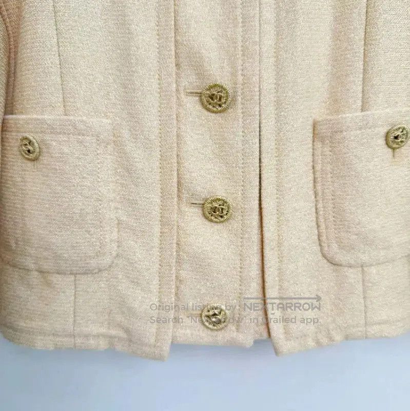 Chanel Chanel Beige Short Coat for Women . Size S / US 4 / IT 40 - 3 Thumbnail