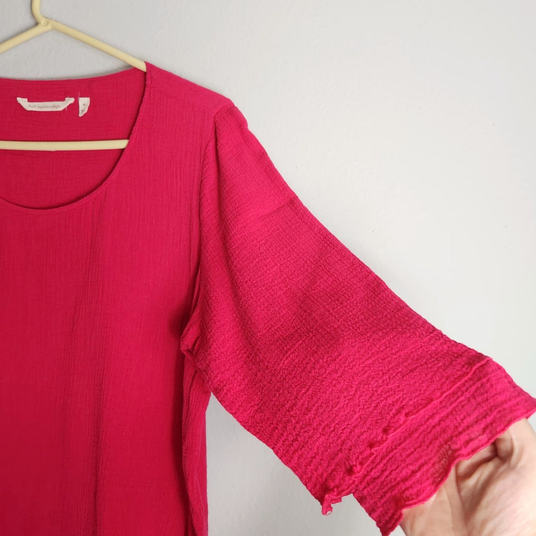 Soft Surroundings Soft Surroundings Tunic Shirt Womens Gauze Siesta Key Peacock Pink M 10-12 Casual Bohemian Beach Breathable Lightweight 3/4 Sleeve Scoop Neck Womens Size M / US 6-8 / IT 42-44 - 4 Thumbnail